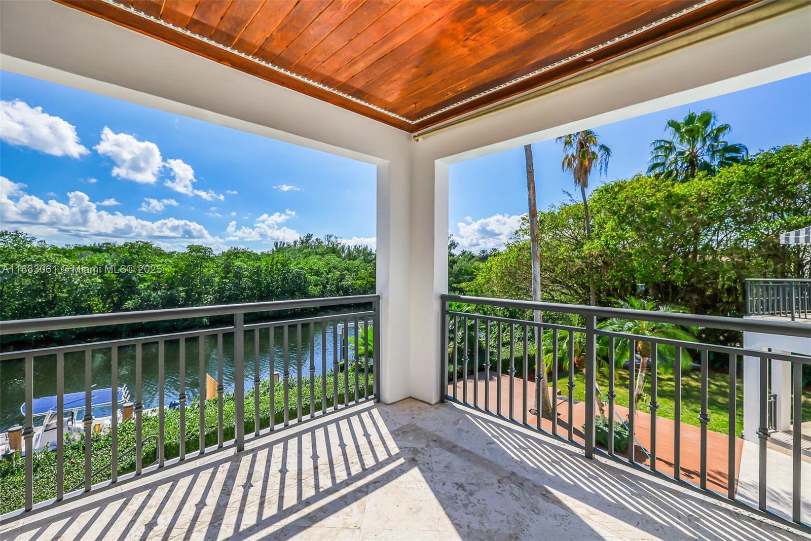 184 Paloma Dr Coral Gables, FL 33143