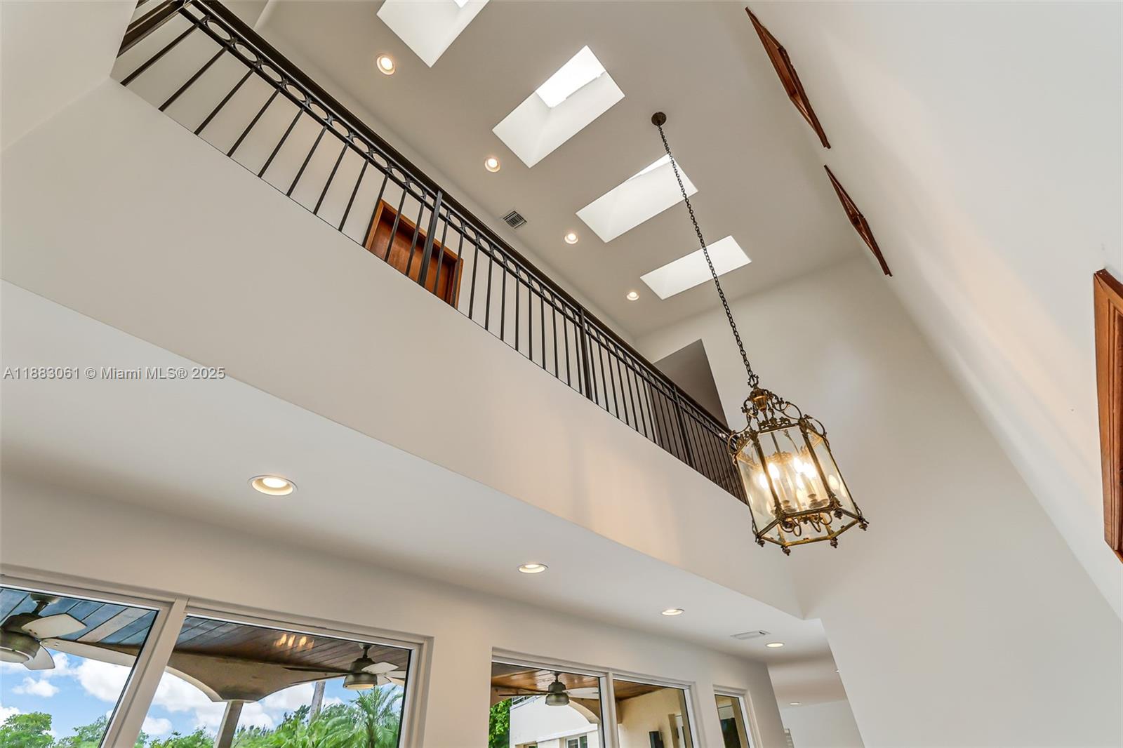 184 Paloma Dr Coral Gables, FL 33143 184 Paloma Dr Coral Gables, FL 33143