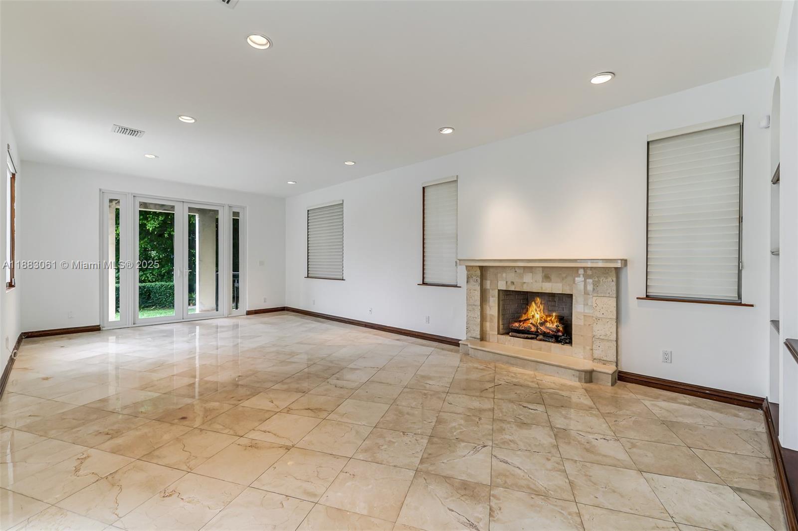 184 Paloma Dr Coral Gables, FL 33143 184 Paloma Dr Coral Gables, FL 33143
