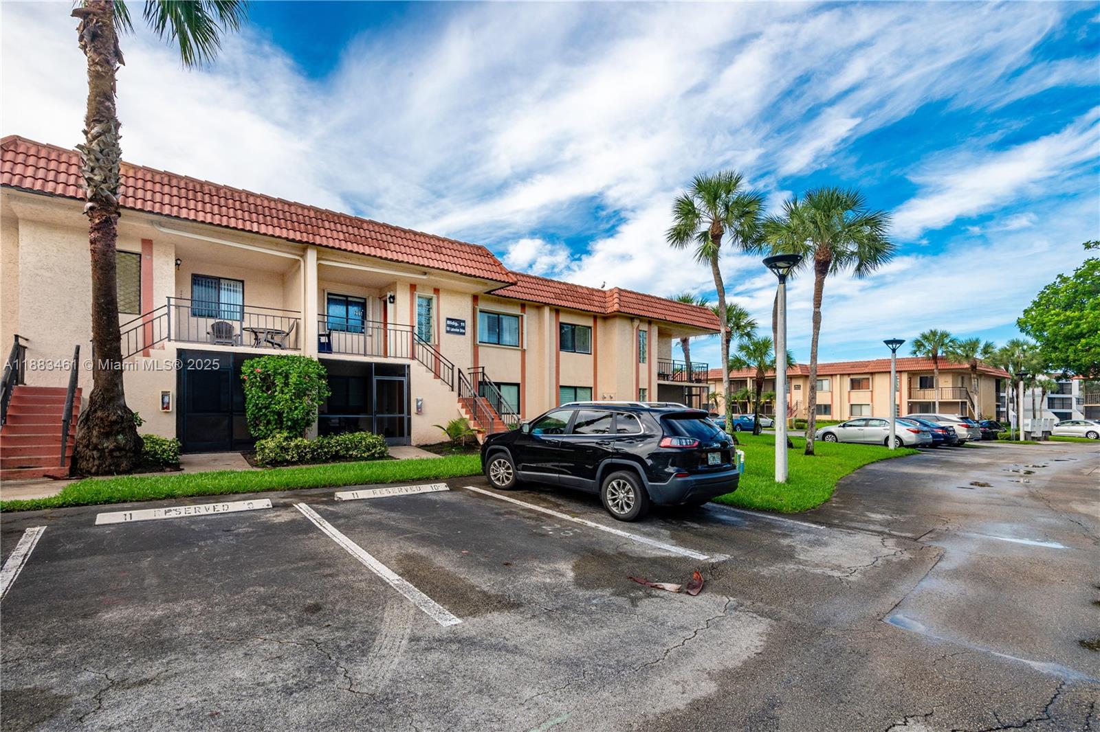 150 Lakeview Dr #205