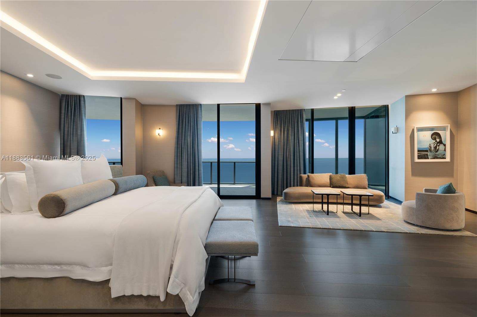 image Porsche Design Tower10