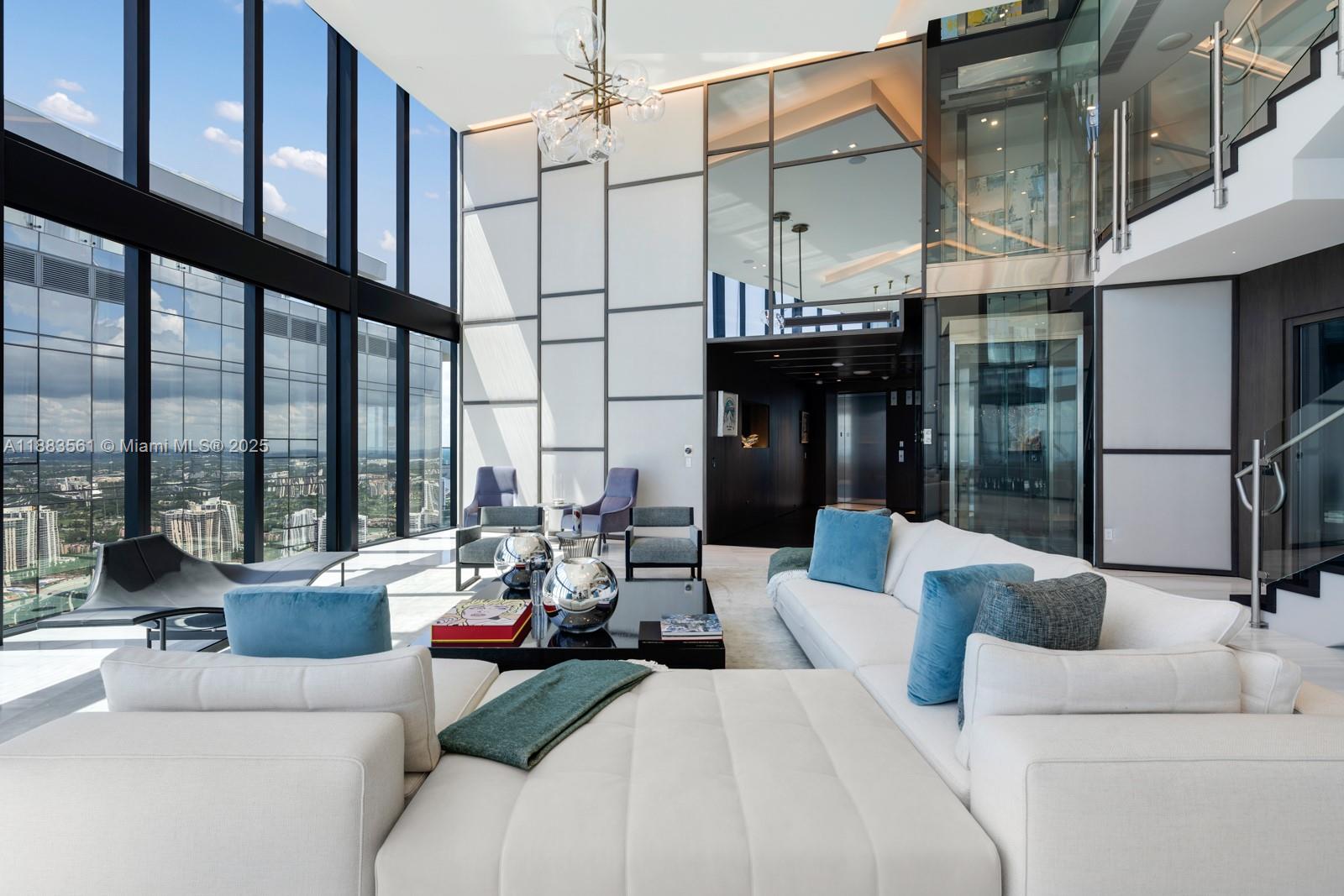 image Porsche Design Tower2