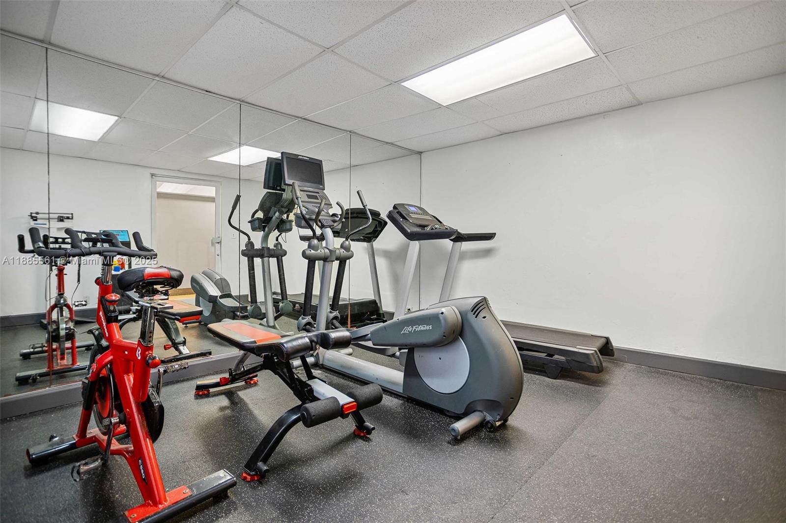 3959 NW 79th Ave Doral, FL 33166 3959 NW 79th Ave Doral, FL 33166