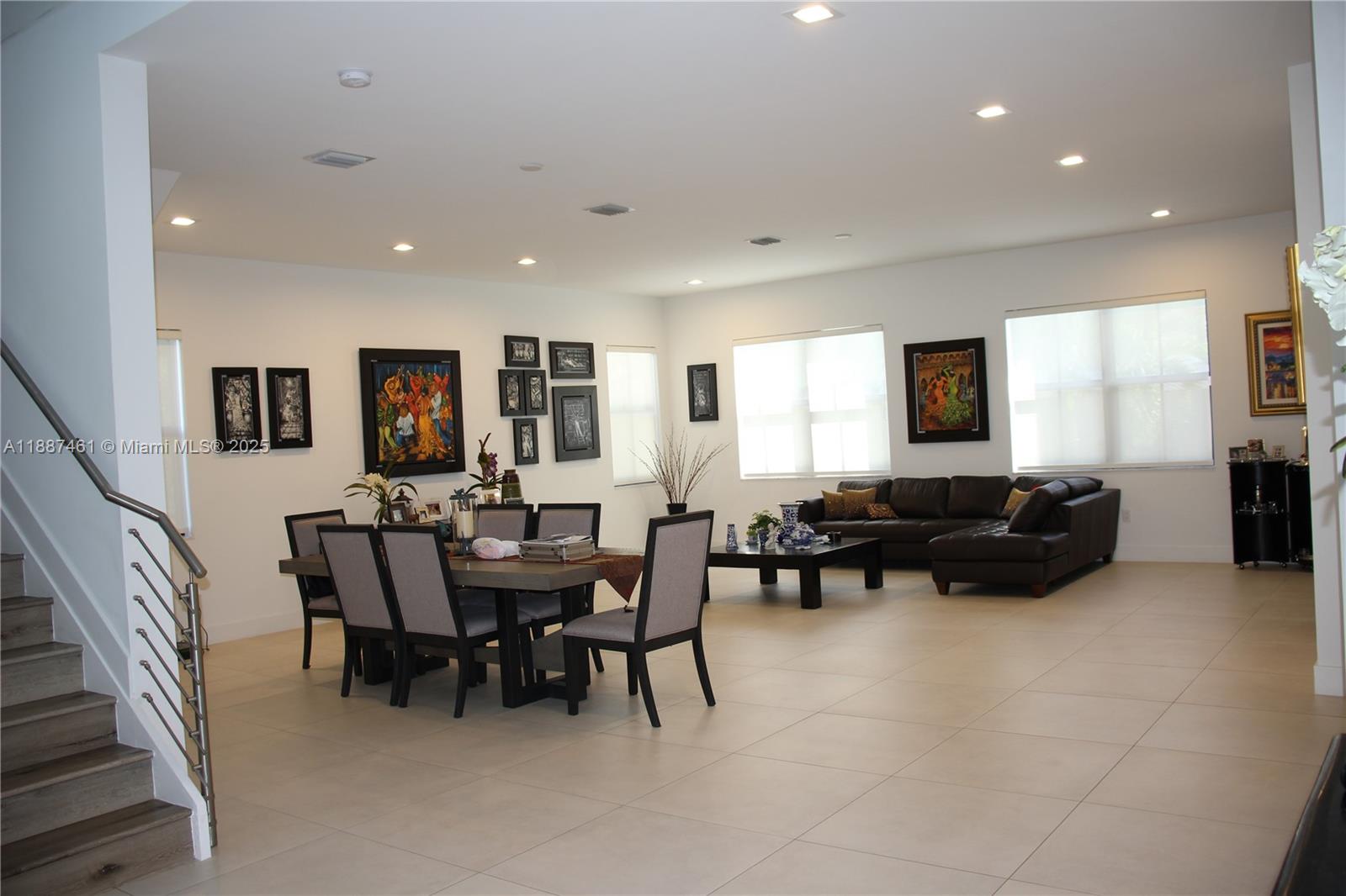 8904 SW 69th Ter Miami, FL 33173