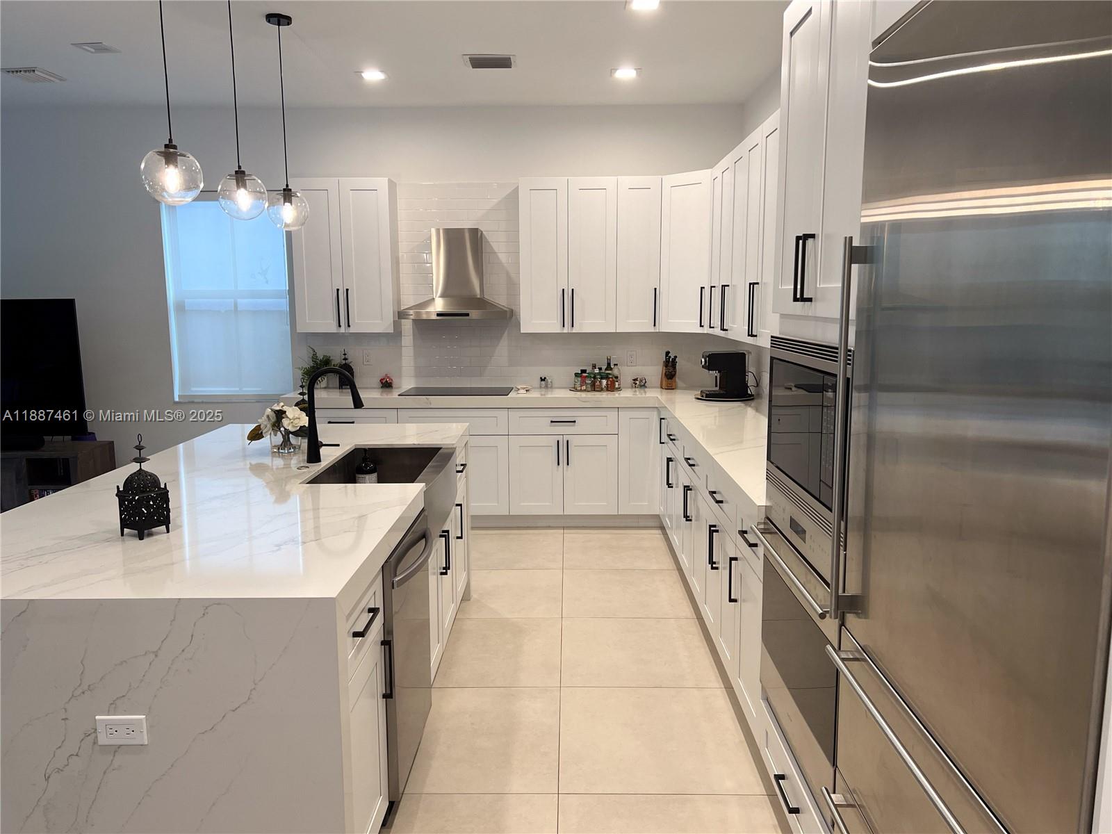 8904 SW 69th Ter Miami, FL 33173