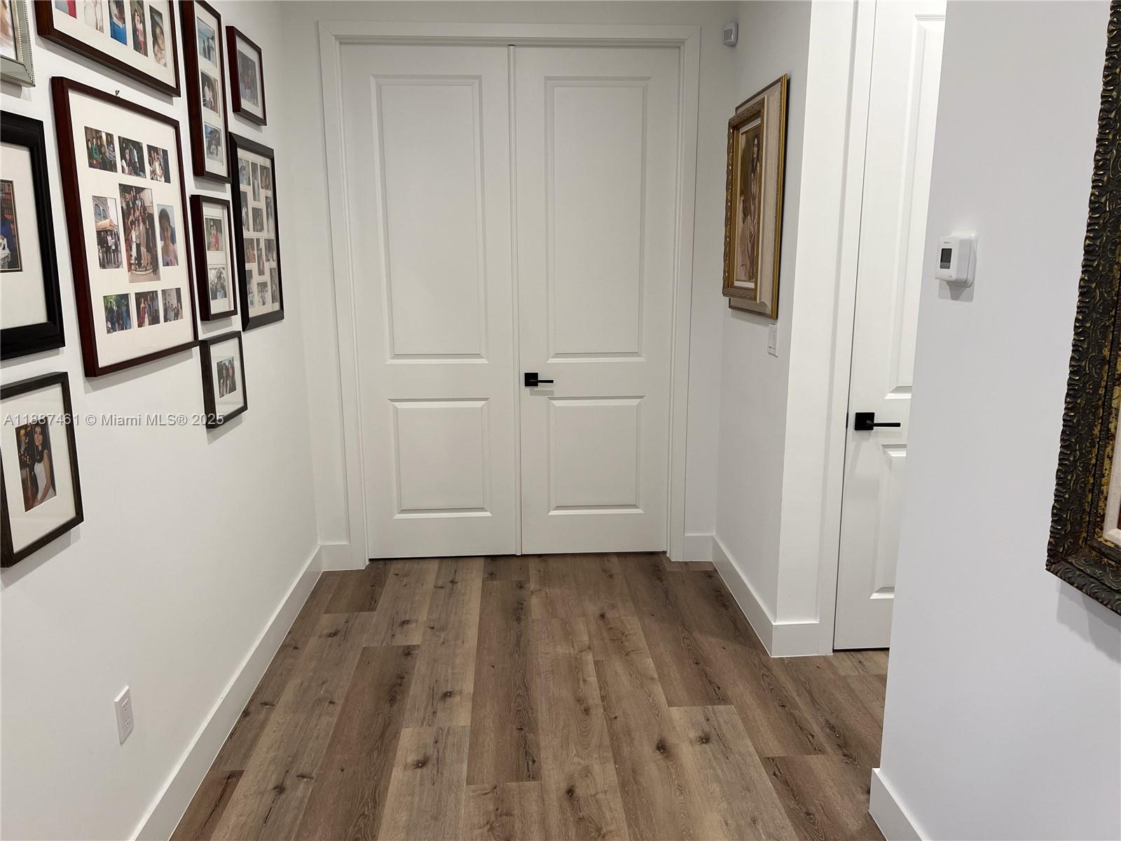 8904 SW 69th Ter Miami, FL 33173