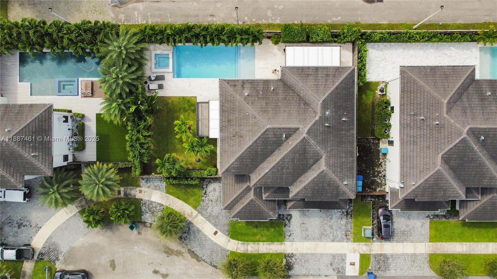 8904 SW 69th Ter Miami, FL 33173