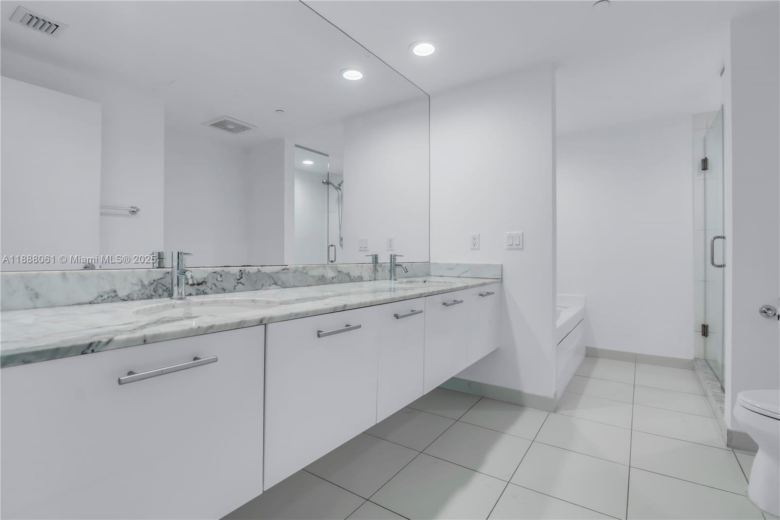 image 500 Brickell14