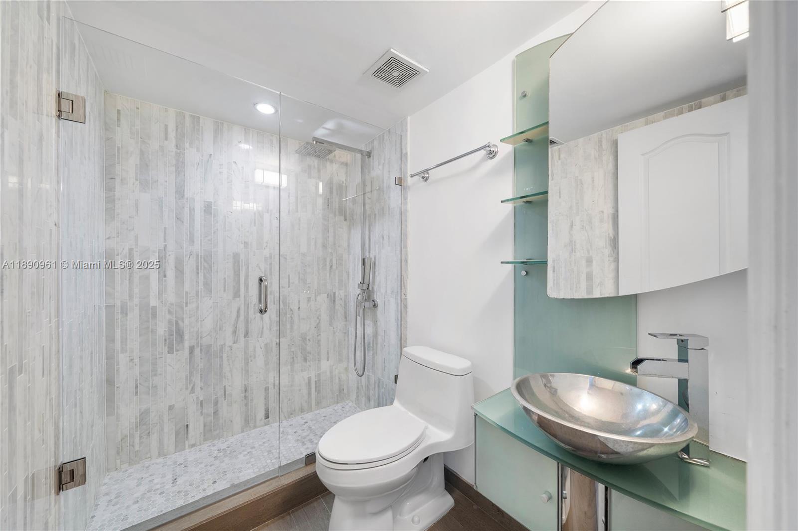 1900 Sunset Harbour Dr #2315 Miami Beach, FL 33139 1900 Sunset Harbour Dr #2315 Miami Beach, FL 33139
