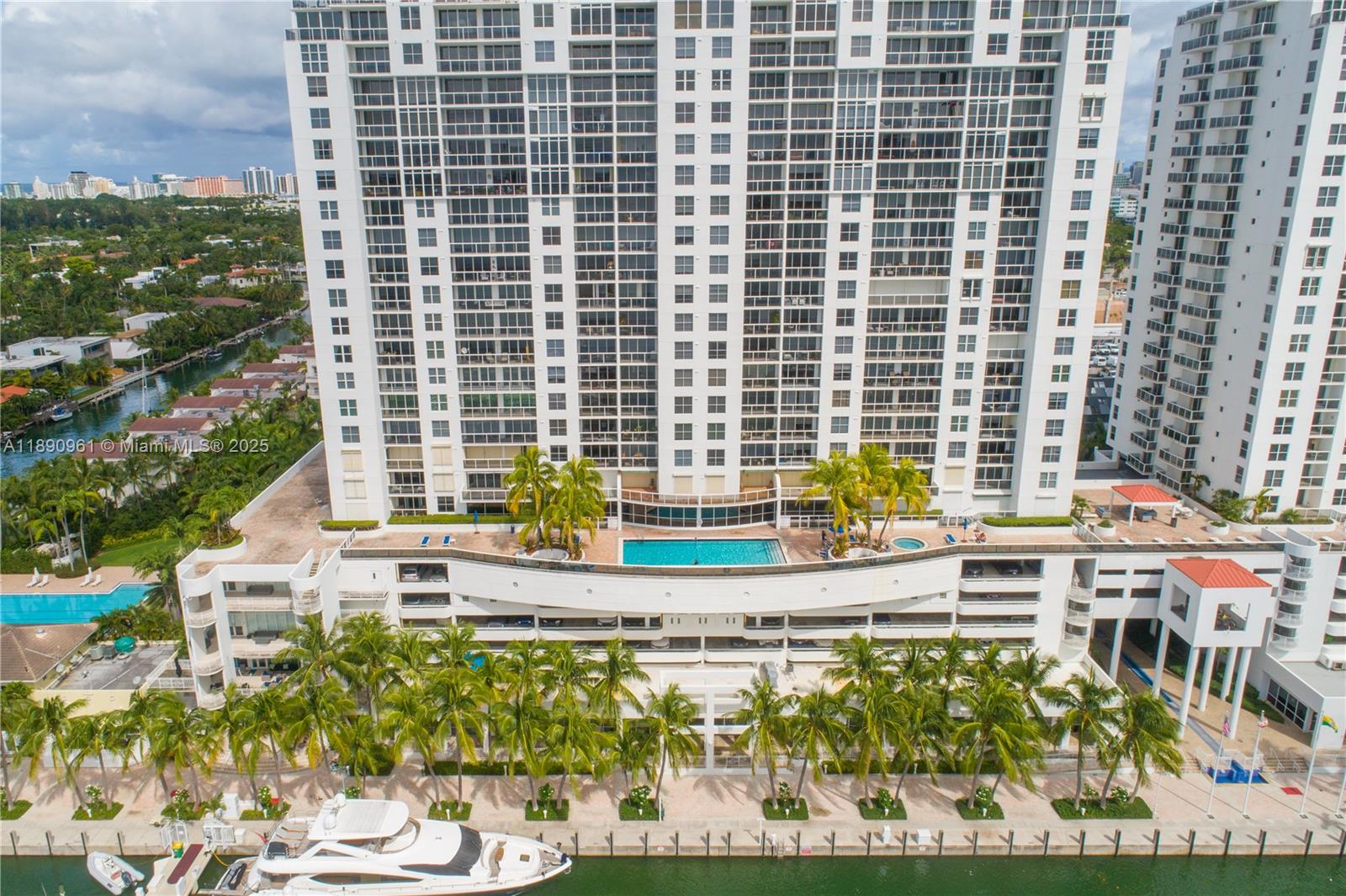 1900 Sunset Harbour Dr #2315 Miami Beach, FL 33139 1900 Sunset Harbour Dr #2315 Miami Beach, FL 33139