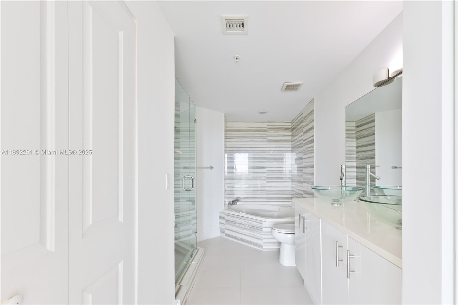 7900 Harbor Is Dr #926 North Bay Village, FL 33141