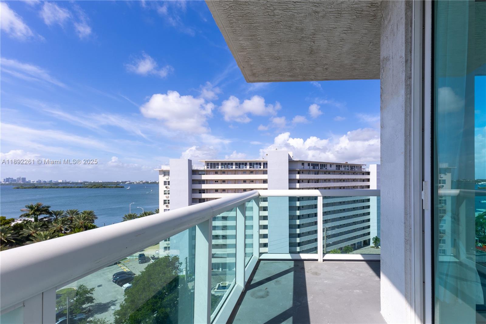 7900 Harbor Is Dr #926 North Bay Village, FL 33141