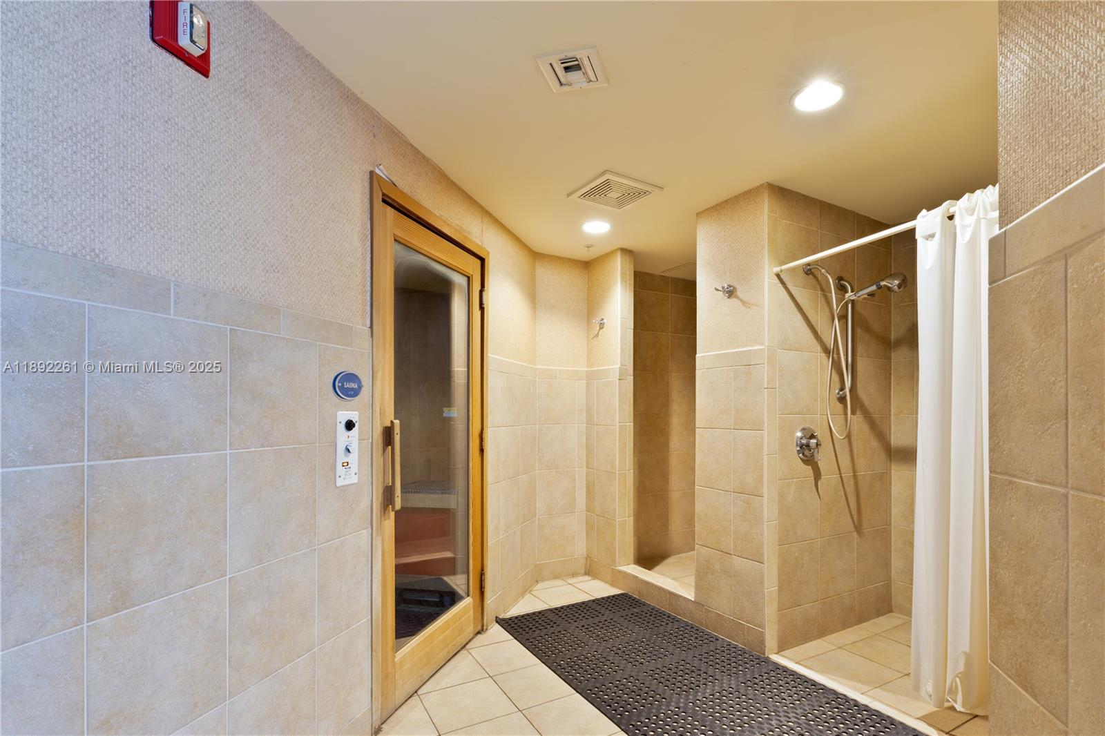 7900 Harbor Is Dr #926 North Bay Village, FL 33141