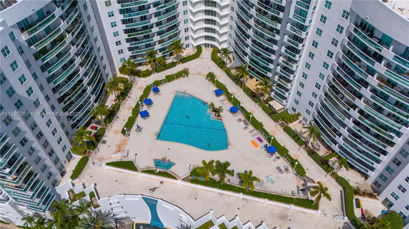 7900 Harbor Is Dr #926 North Bay Village, FL 33141