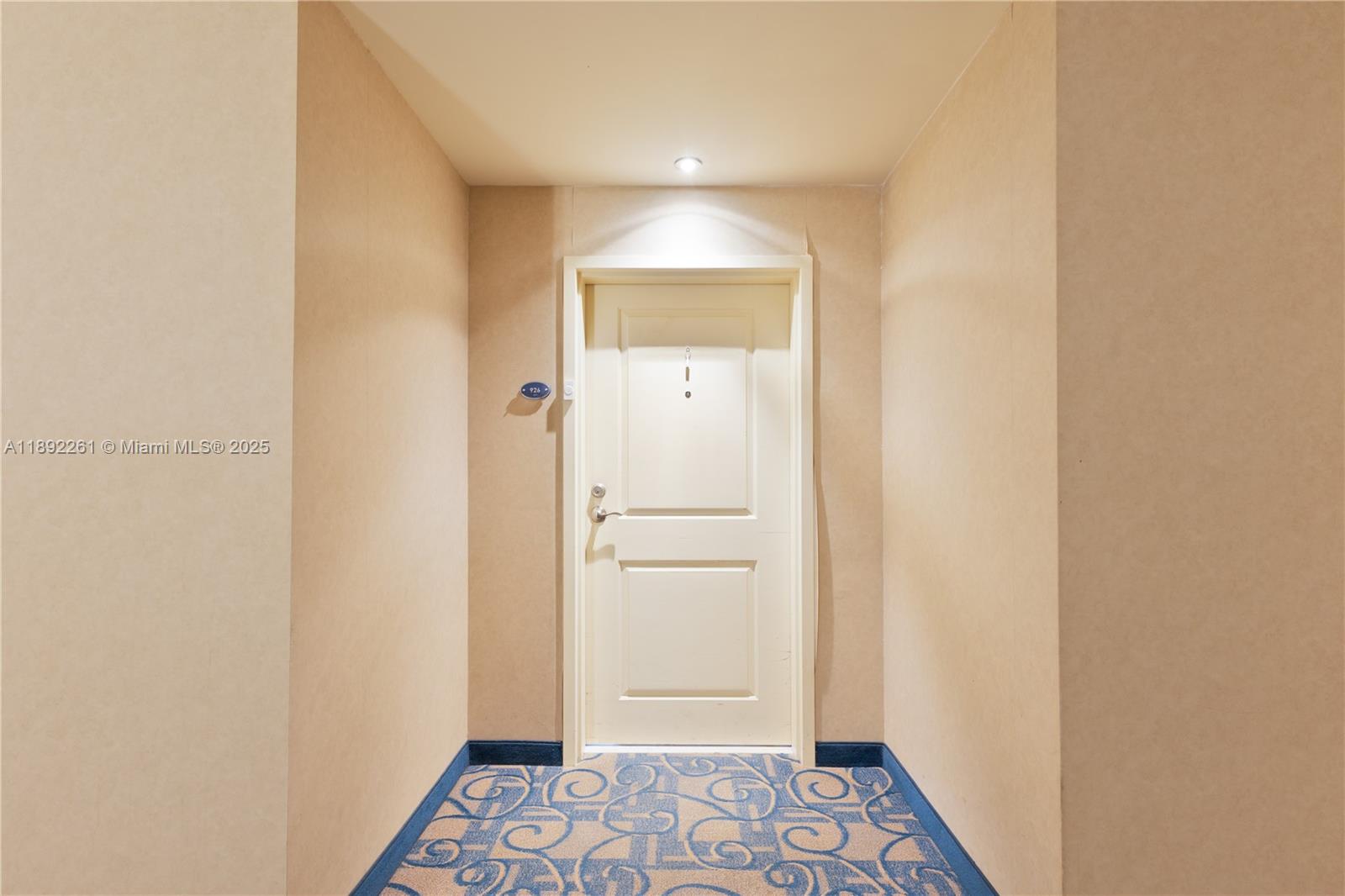 7900 Harbor Is Dr #926 North Bay Village, FL 33141