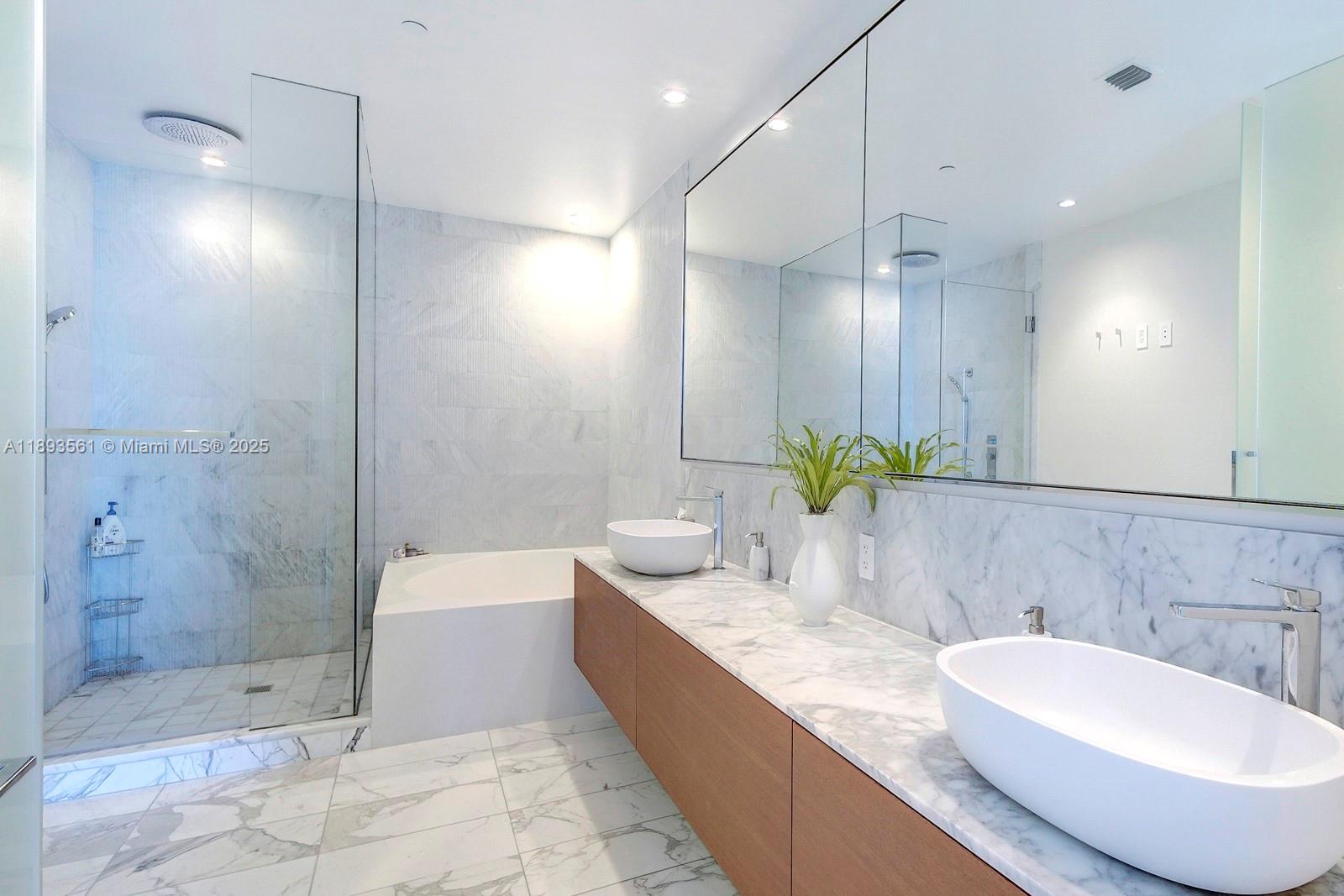 10203 Collins Ave #1502 Bal Harbour, FL 33154