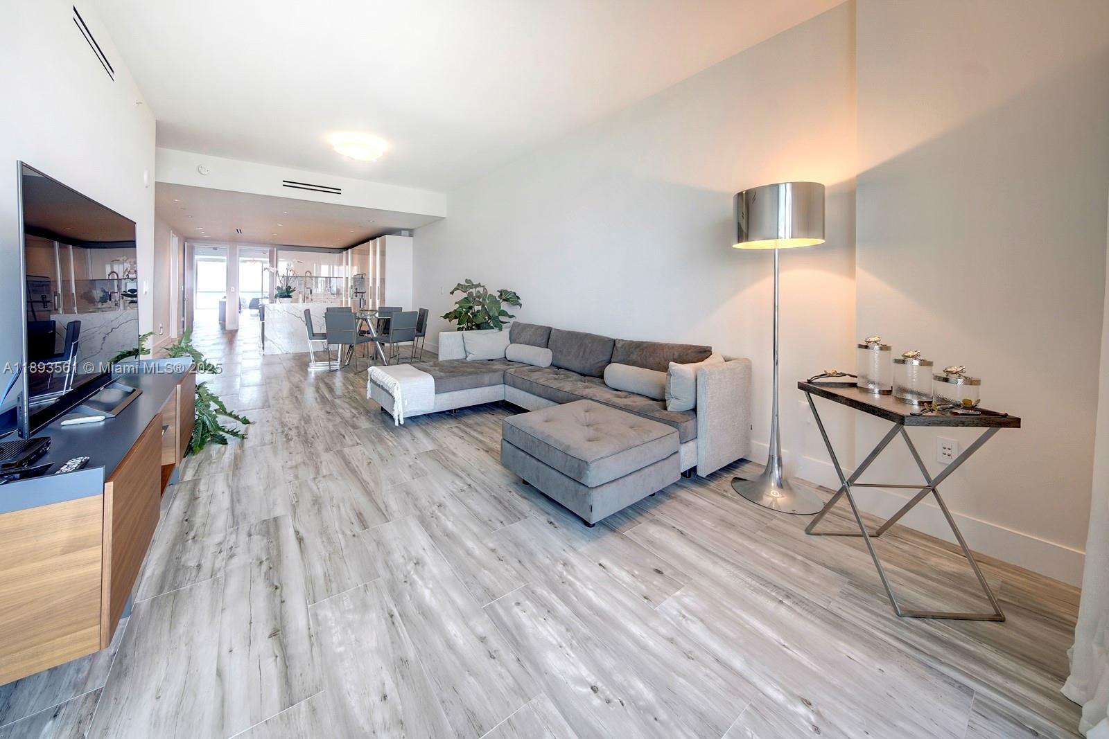 10203 Collins Ave #1502 Bal Harbour, FL 33154