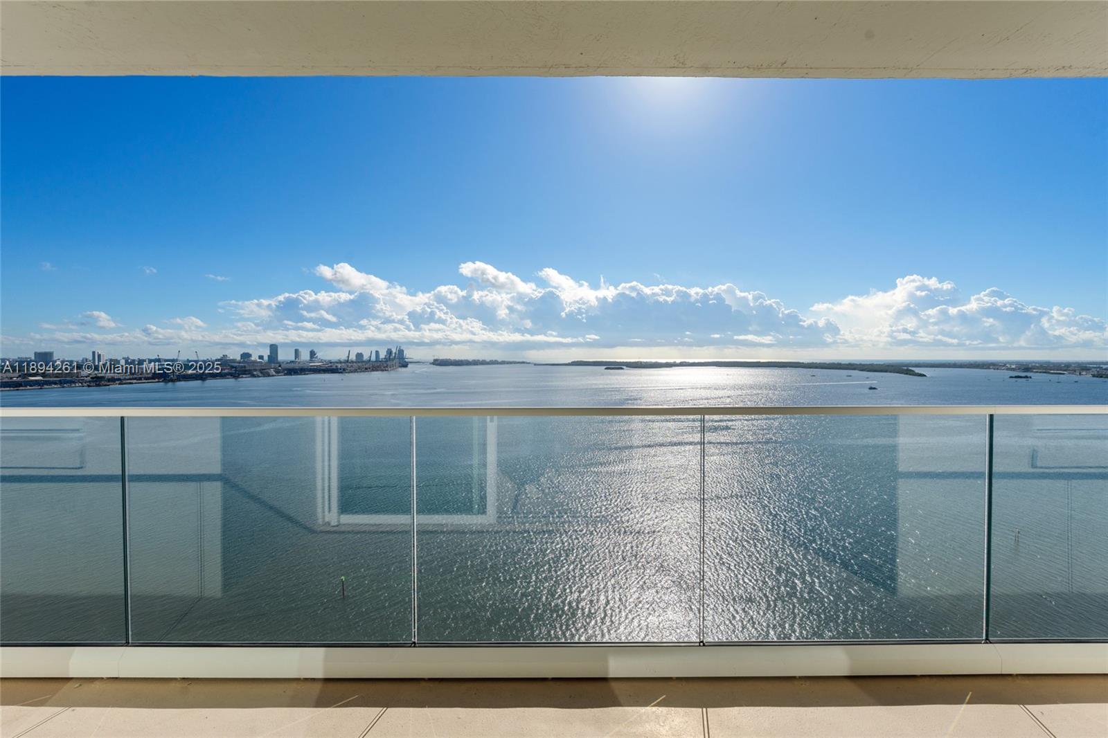 800 Claughton Is Dr #2203 Miami, FL 33131