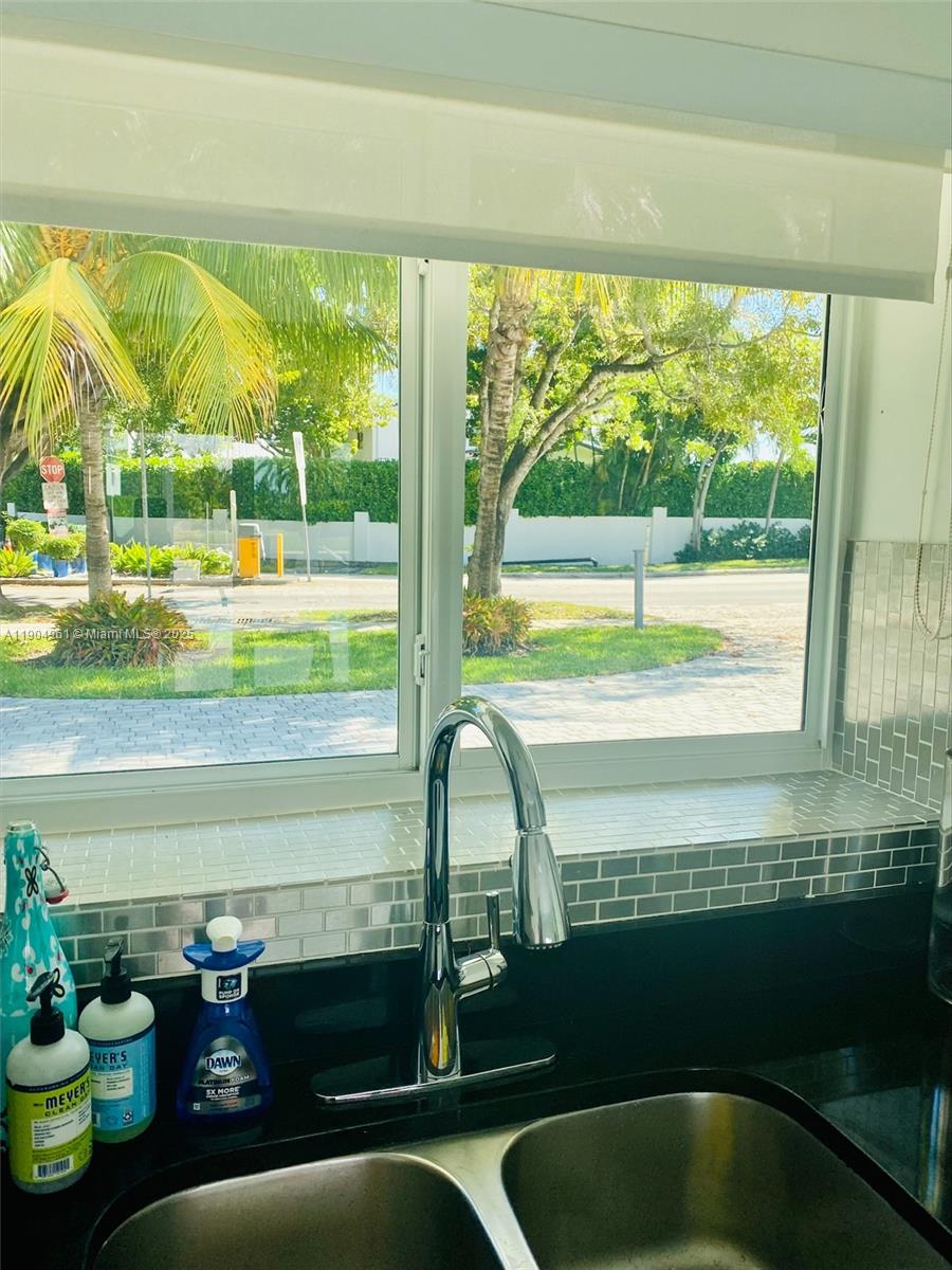 12388 N Bayshore Dr #NA North Miami, FL 33181