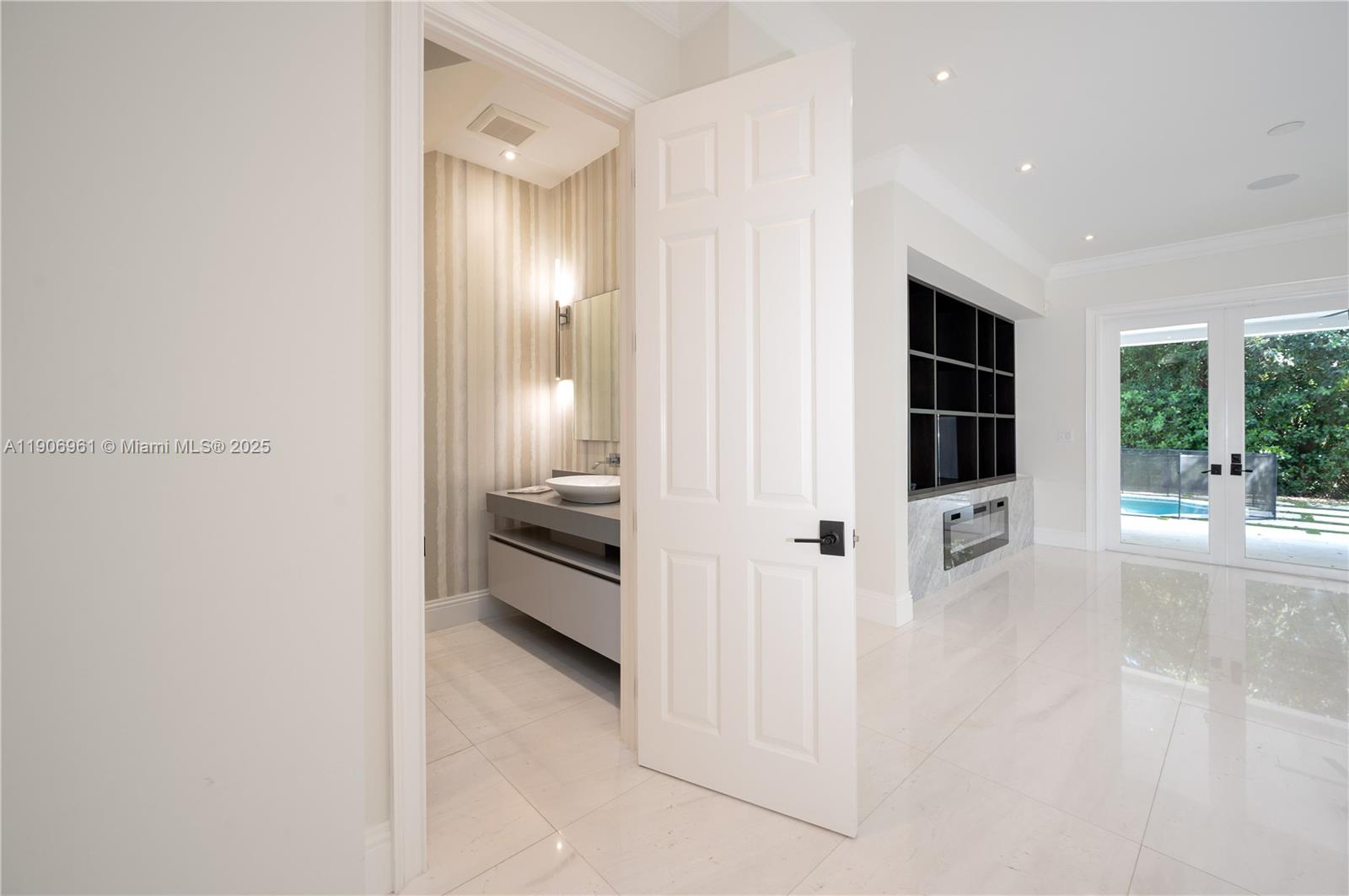 680 Destacada Ave Coral Gables, FL 33156