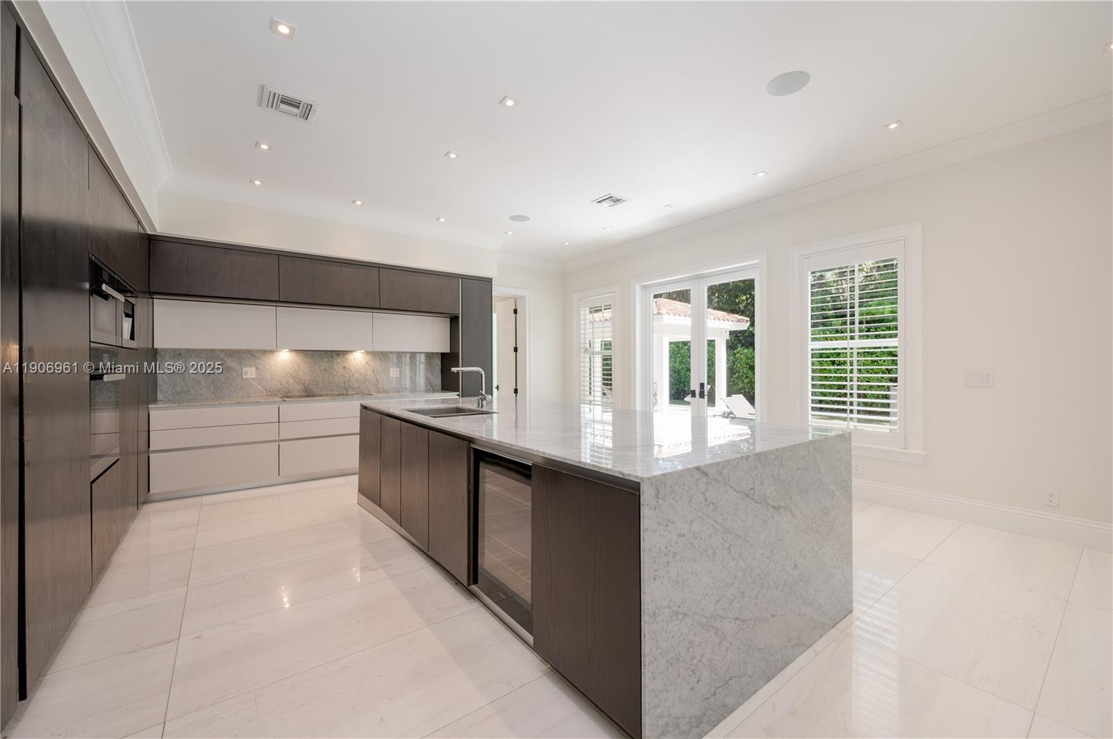 680 Destacada Ave Coral Gables, FL 33156