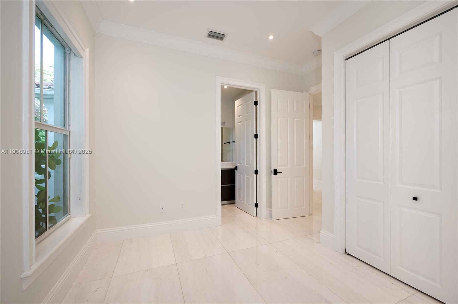 680 Destacada Ave Coral Gables, FL 33156