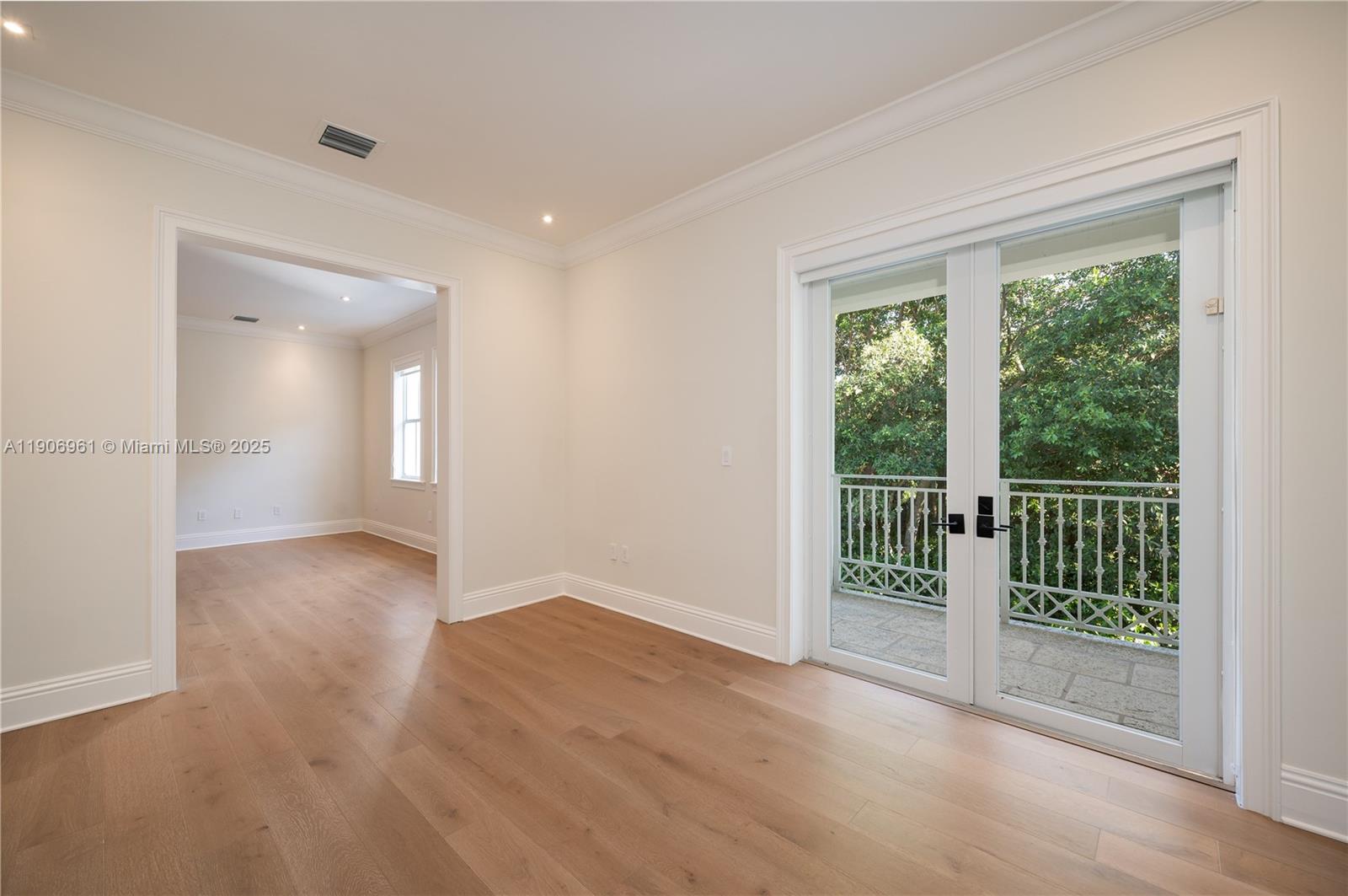 680 Destacada Ave Coral Gables, FL 33156