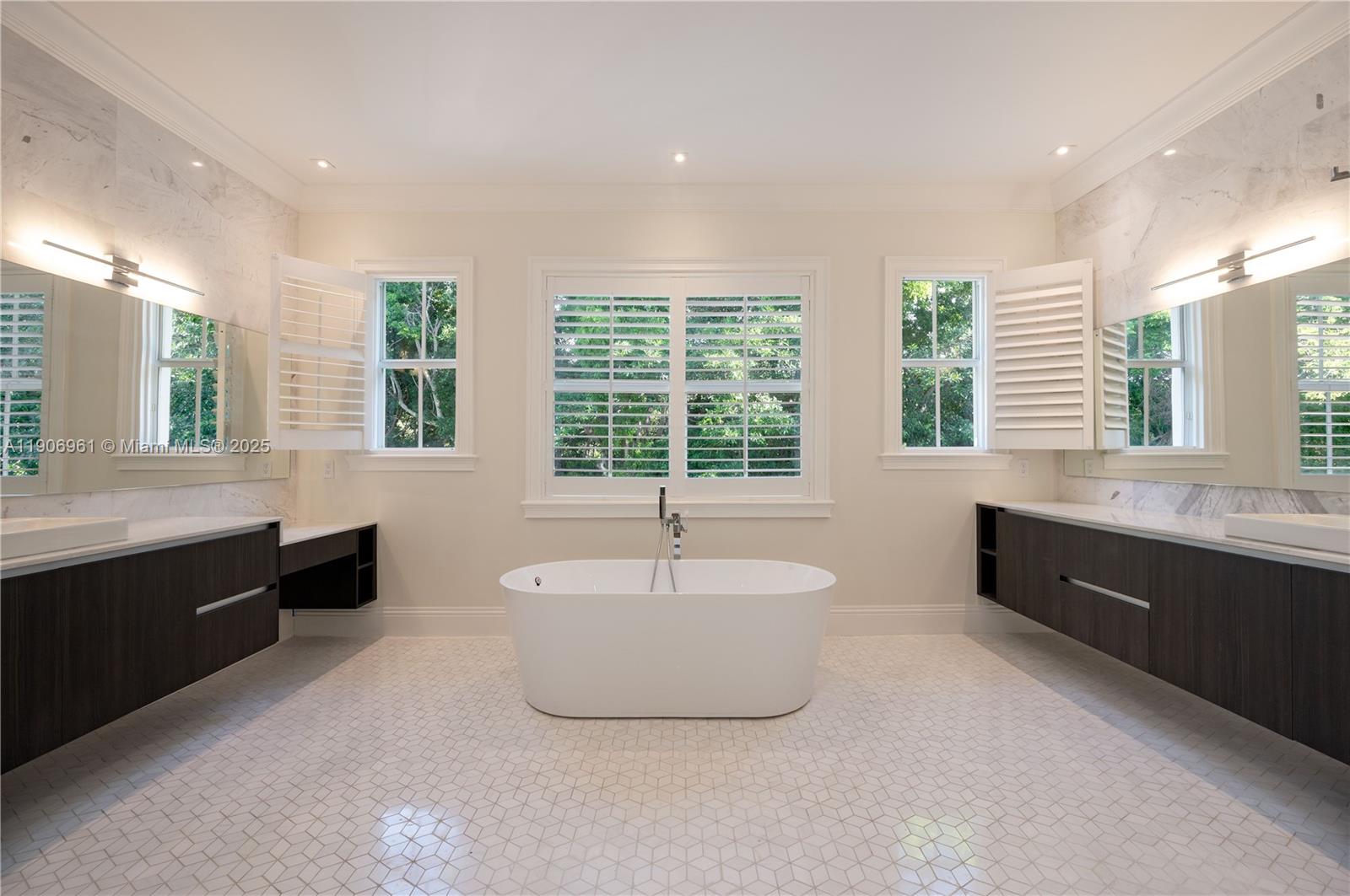 680 Destacada Ave Coral Gables, FL 33156