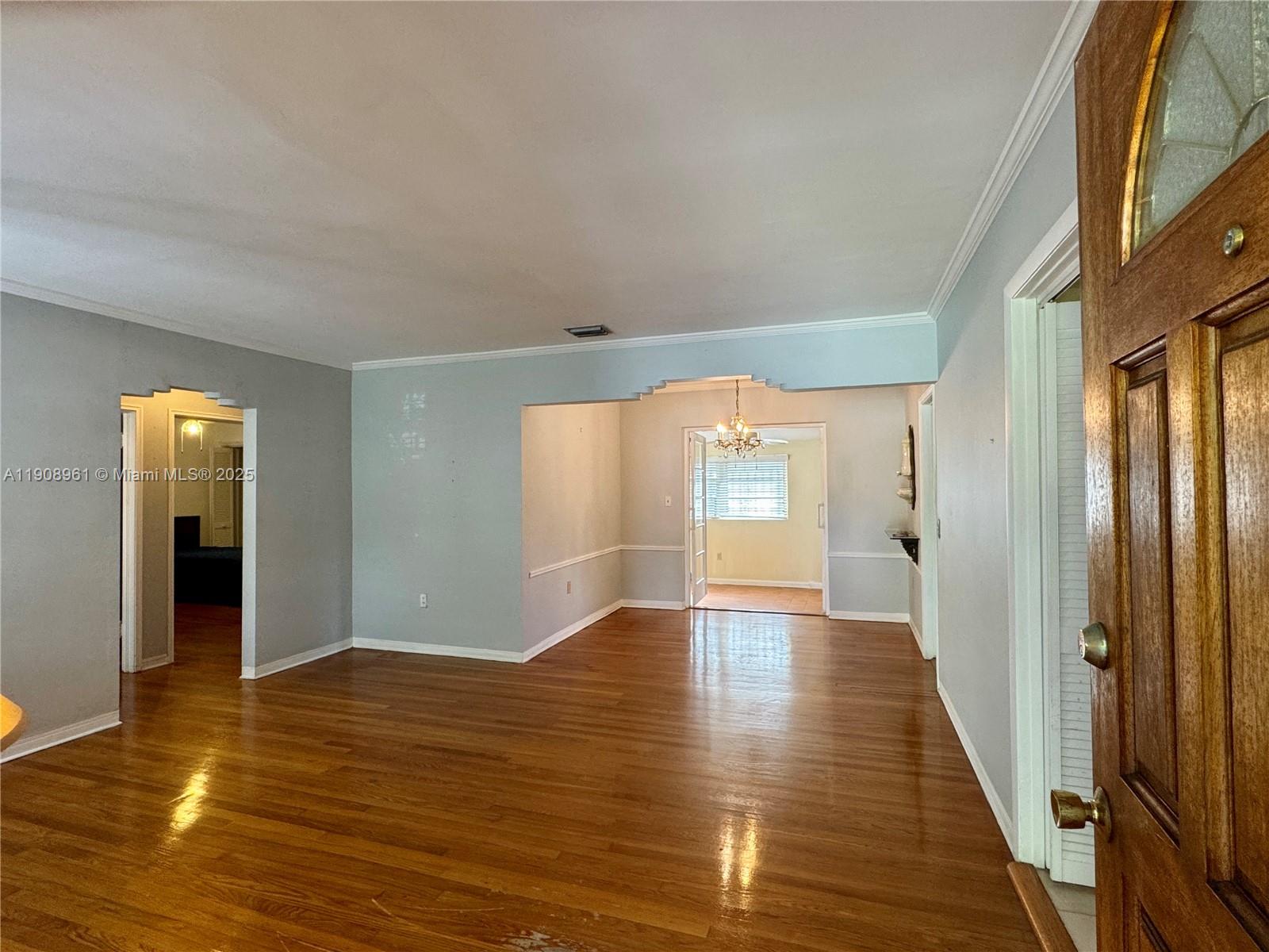 3410 SW 21st St Miami, FL 33145