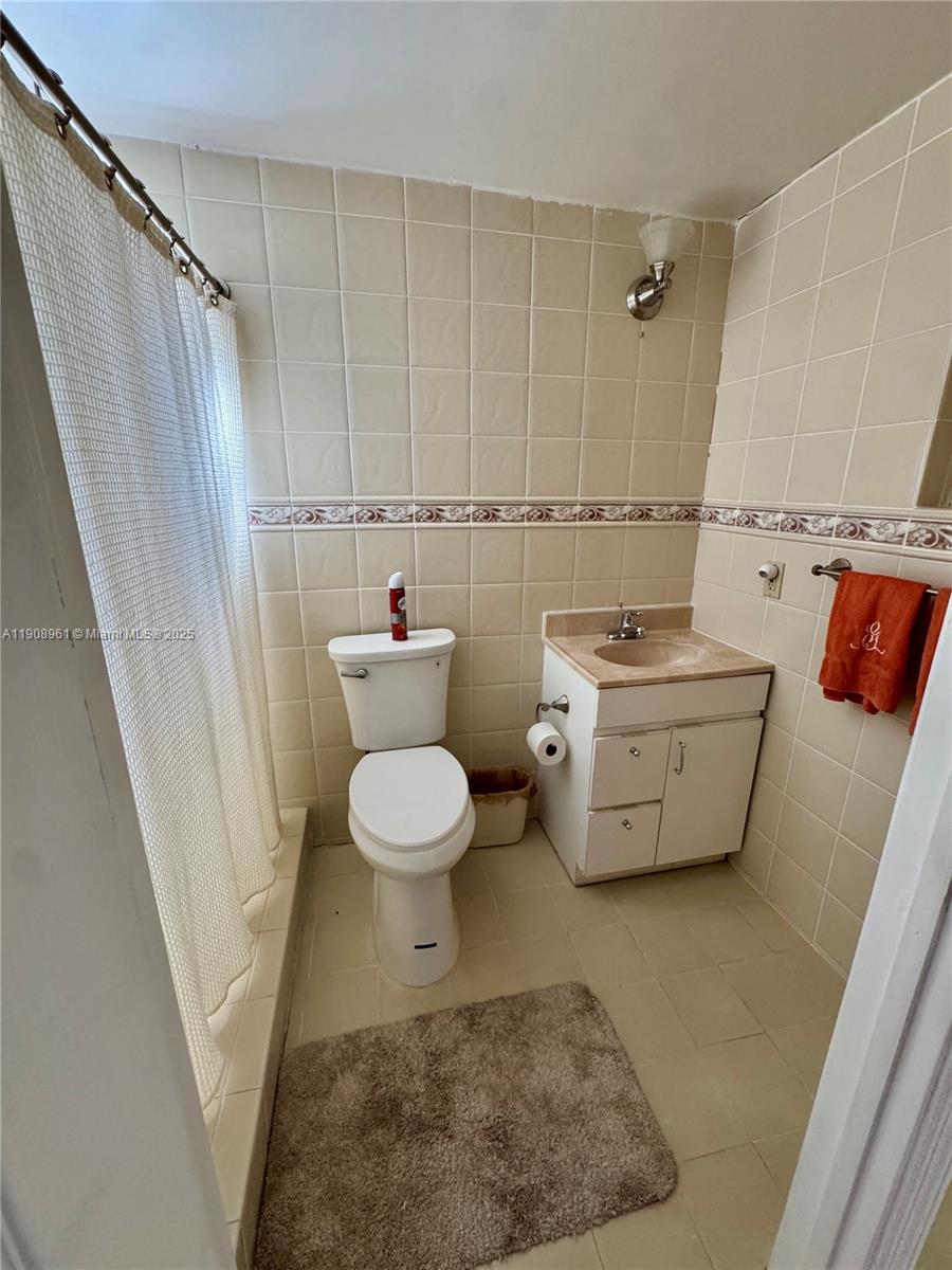 3410 SW 21st St Miami, FL 33145