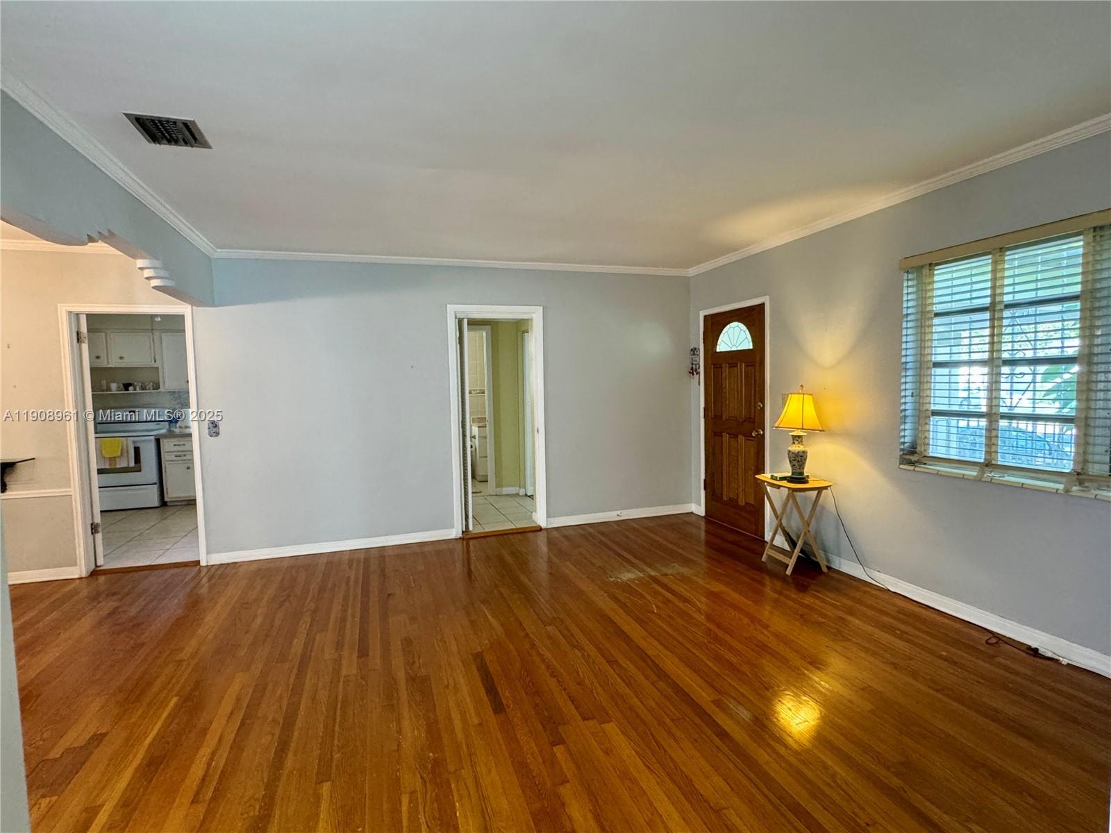 3410 SW 21st St Miami, FL 33145