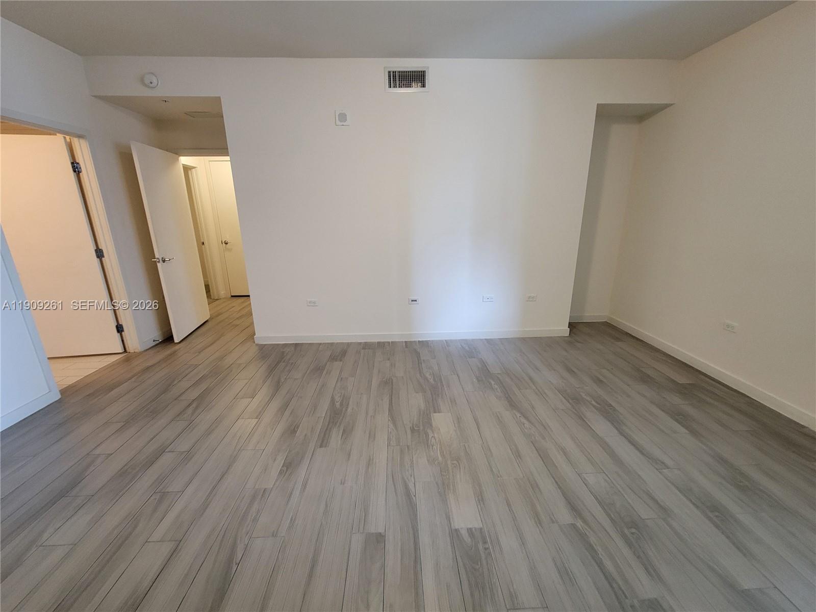 image Nine at Mary Brickell Village22