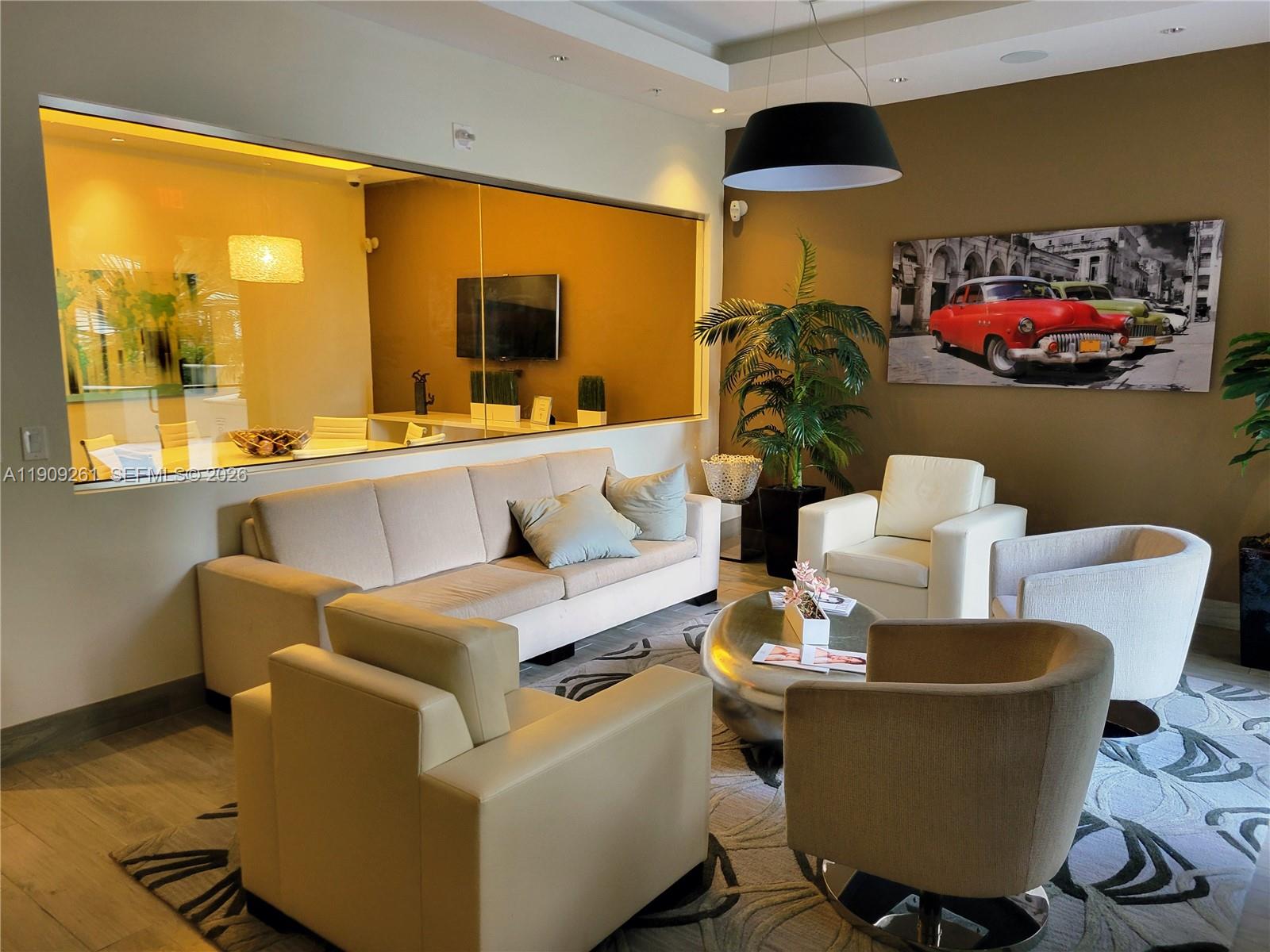 image Nine at Mary Brickell Village51