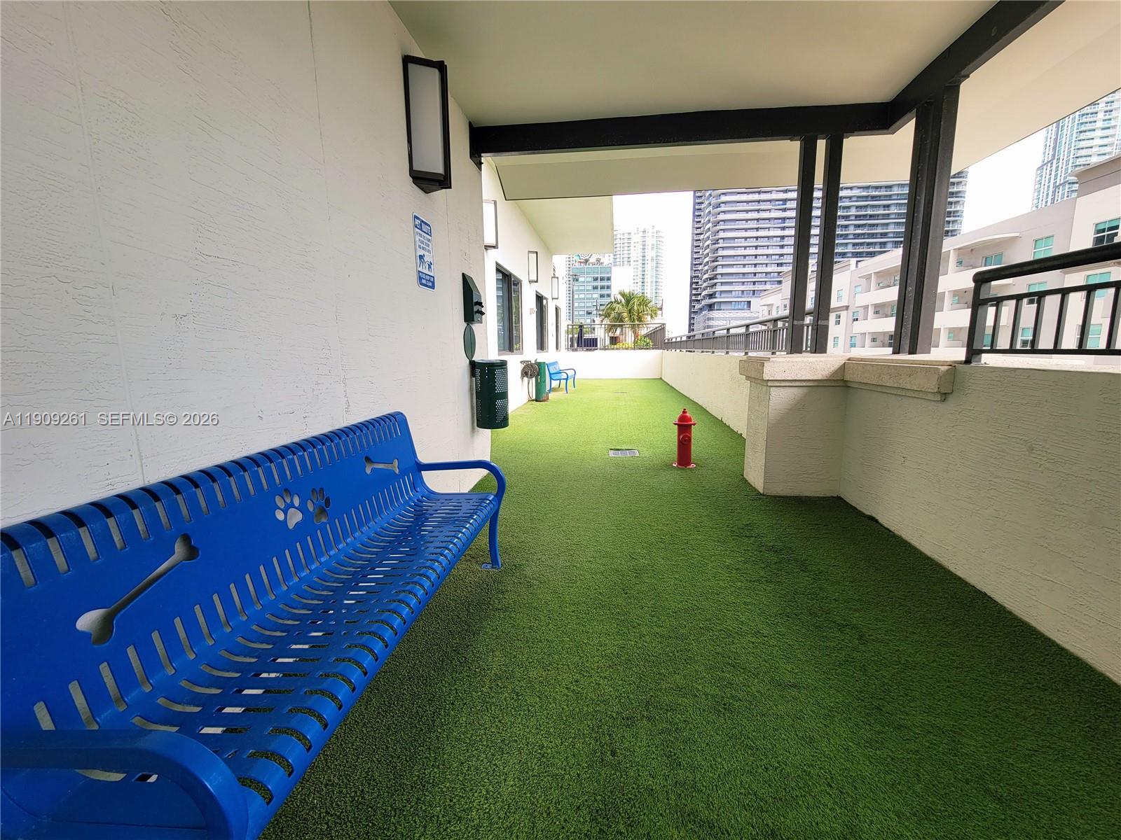 image Nine at Mary Brickell Village69