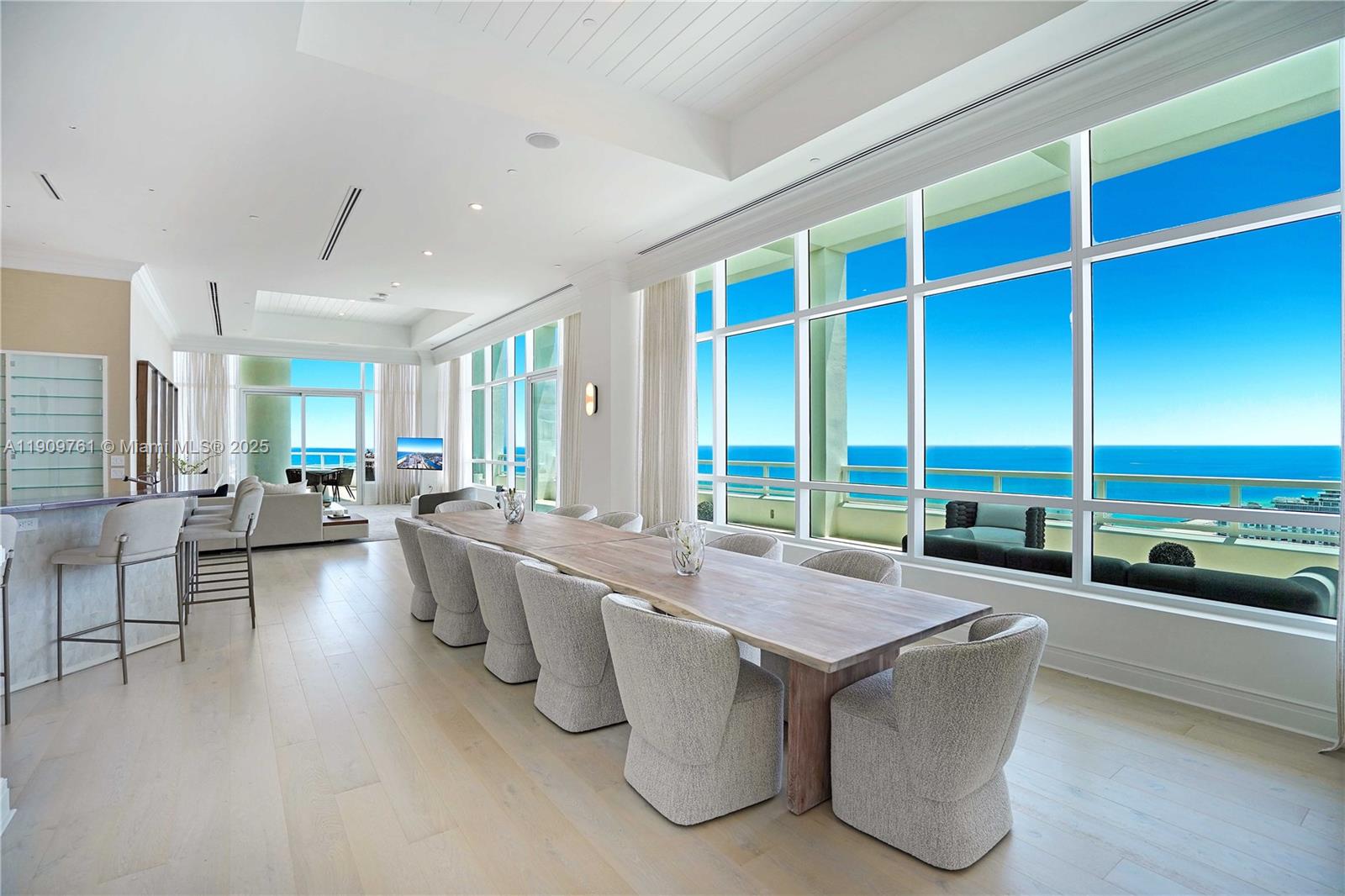 4401 Collins Ave #PH South Miami Beach, FL 33140