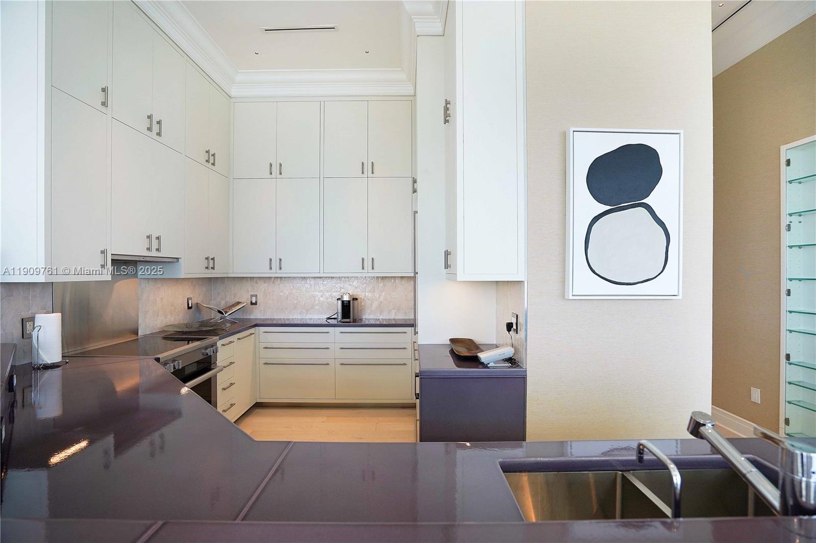 4401 Collins Ave #PH South Miami Beach, FL 33140