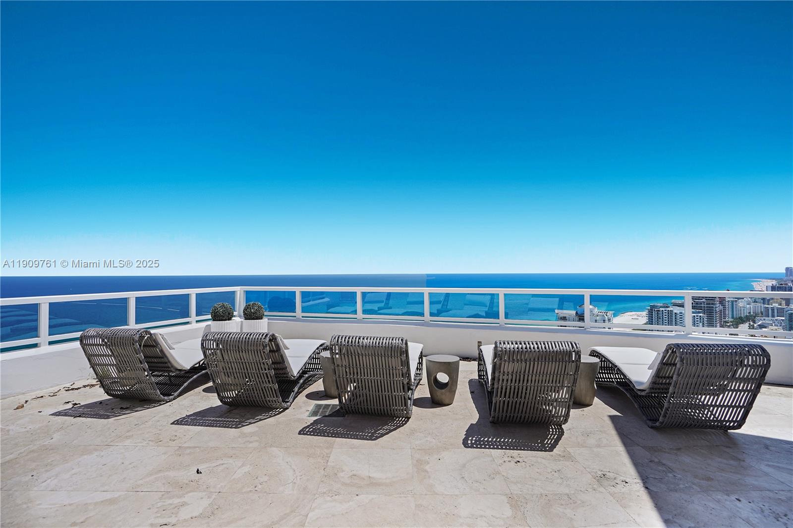 4401 Collins Ave #PH South Miami Beach, FL 33140