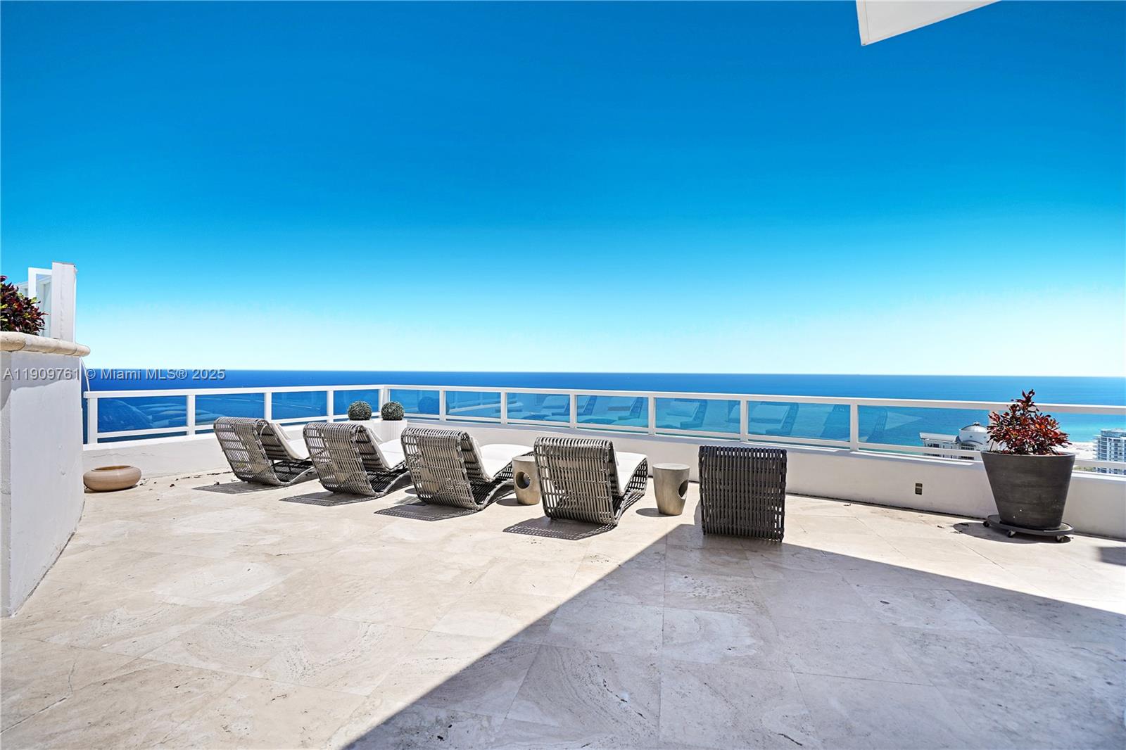 4401 Collins Ave #PH South Miami Beach, FL 33140