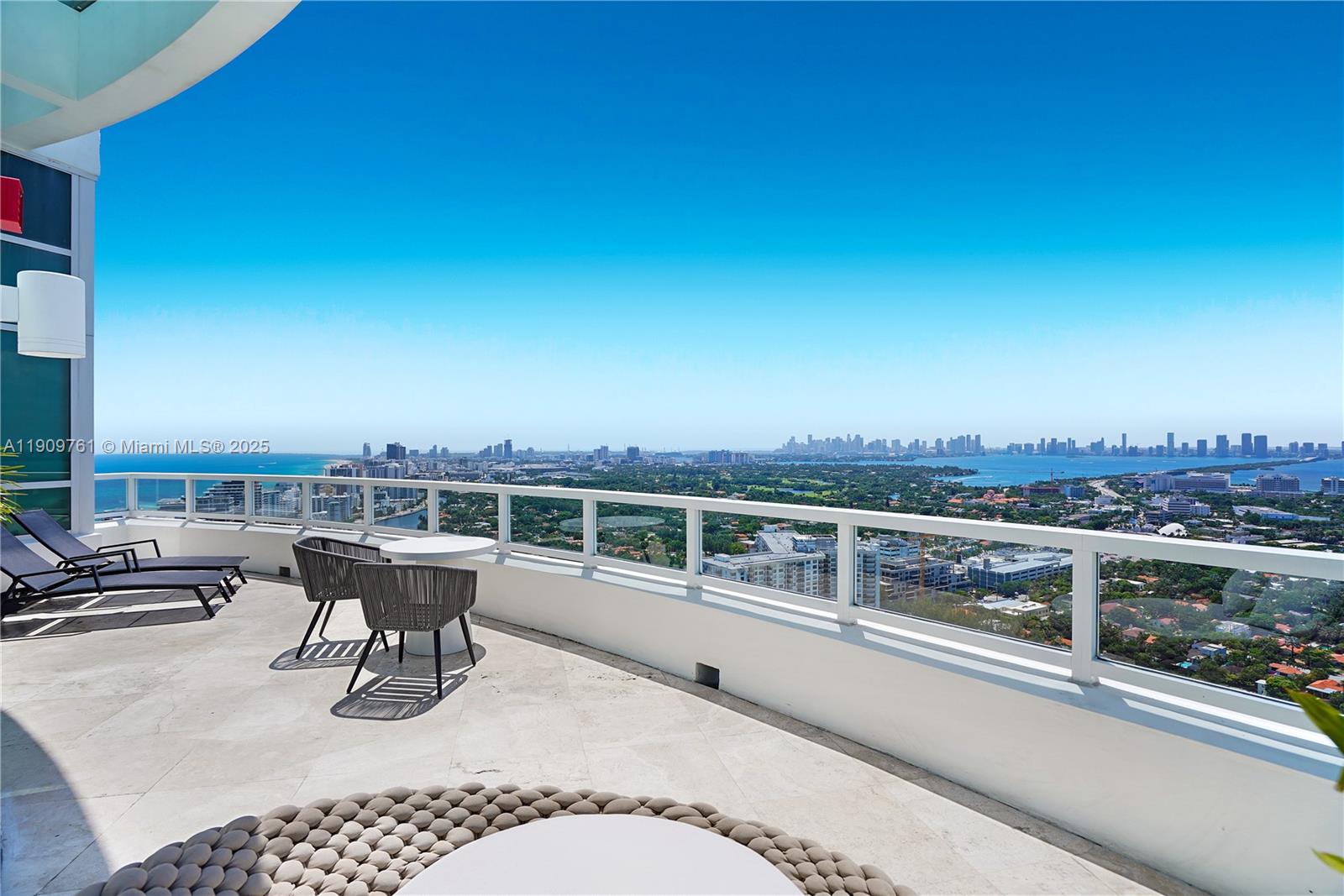 4401 Collins Ave #PH South Miami Beach, FL 33140