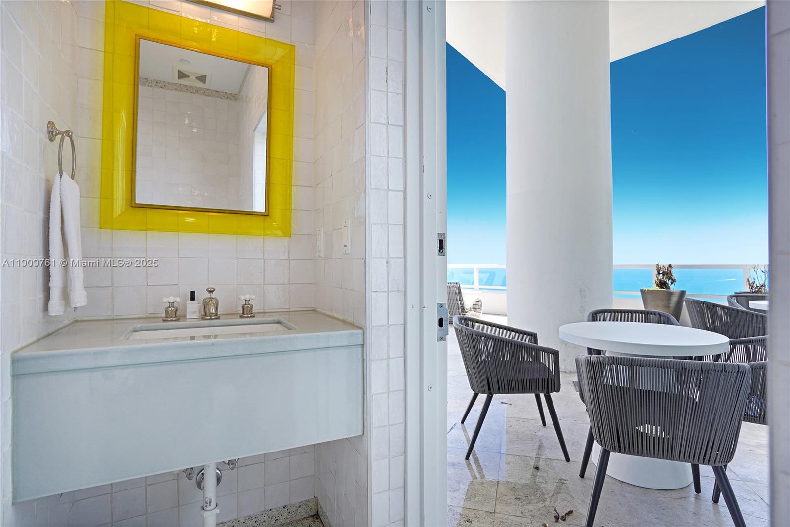 4401 Collins Ave #PH South Miami Beach, FL 33140