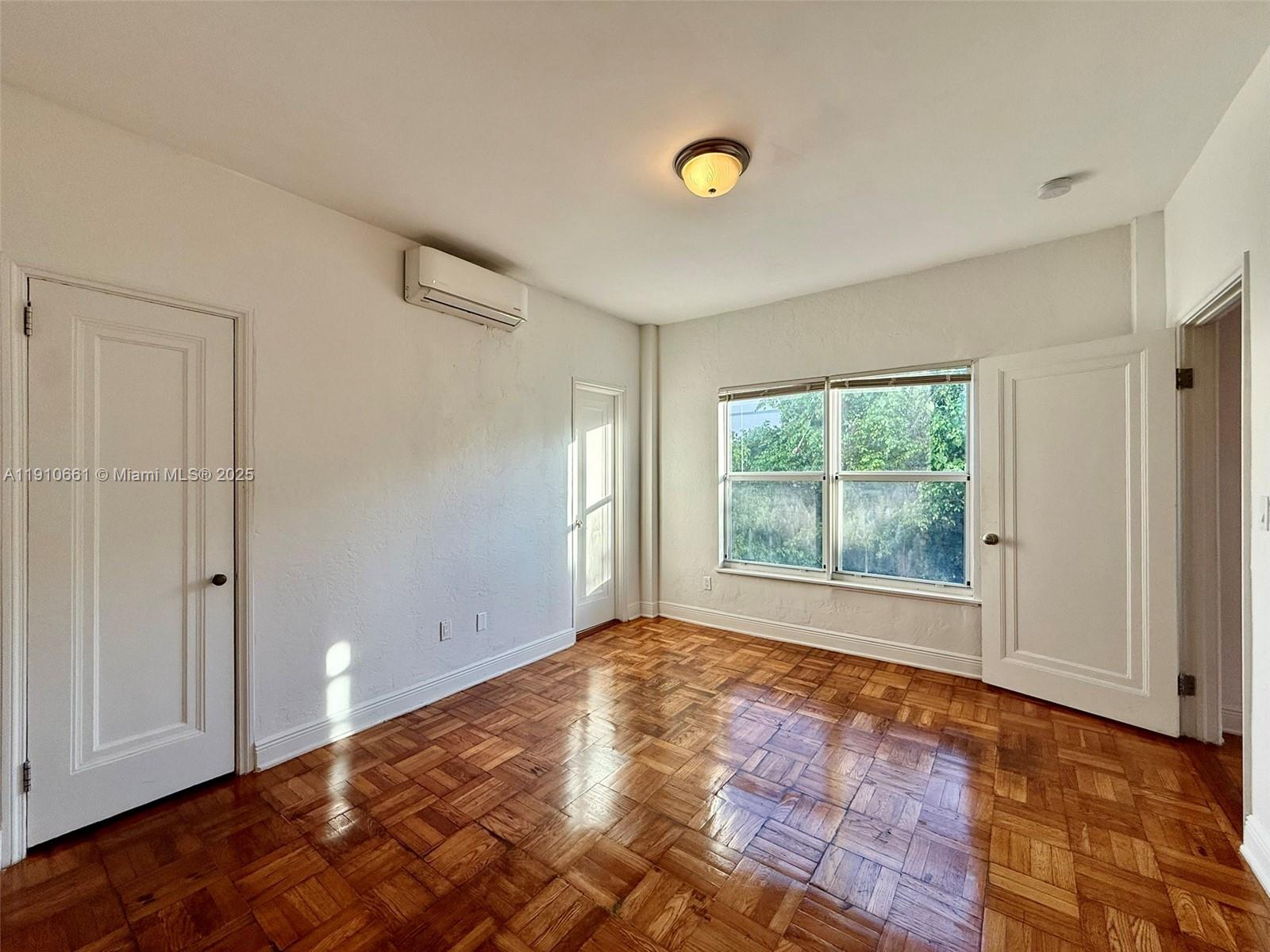 4035 N Meridian Ave #201 Miami Beach, FL 33140