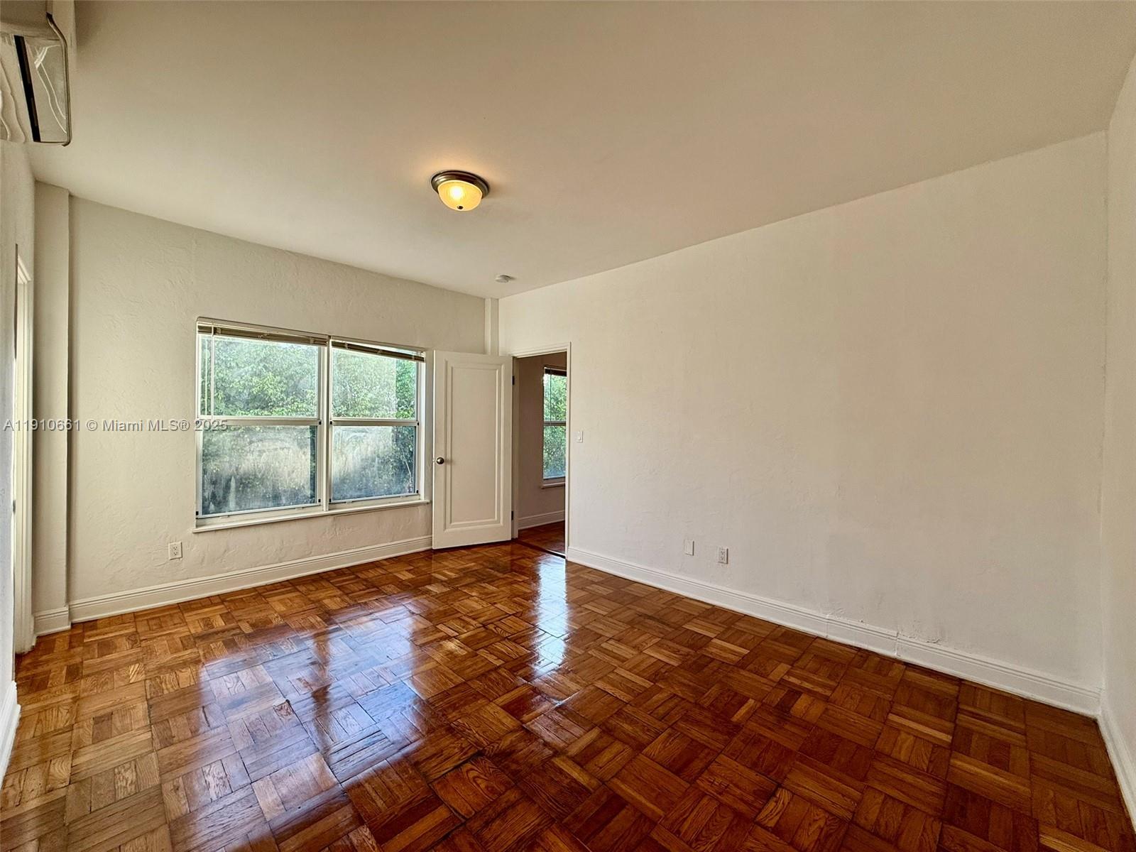 4035 N Meridian Ave #201 Miami Beach, FL 33140