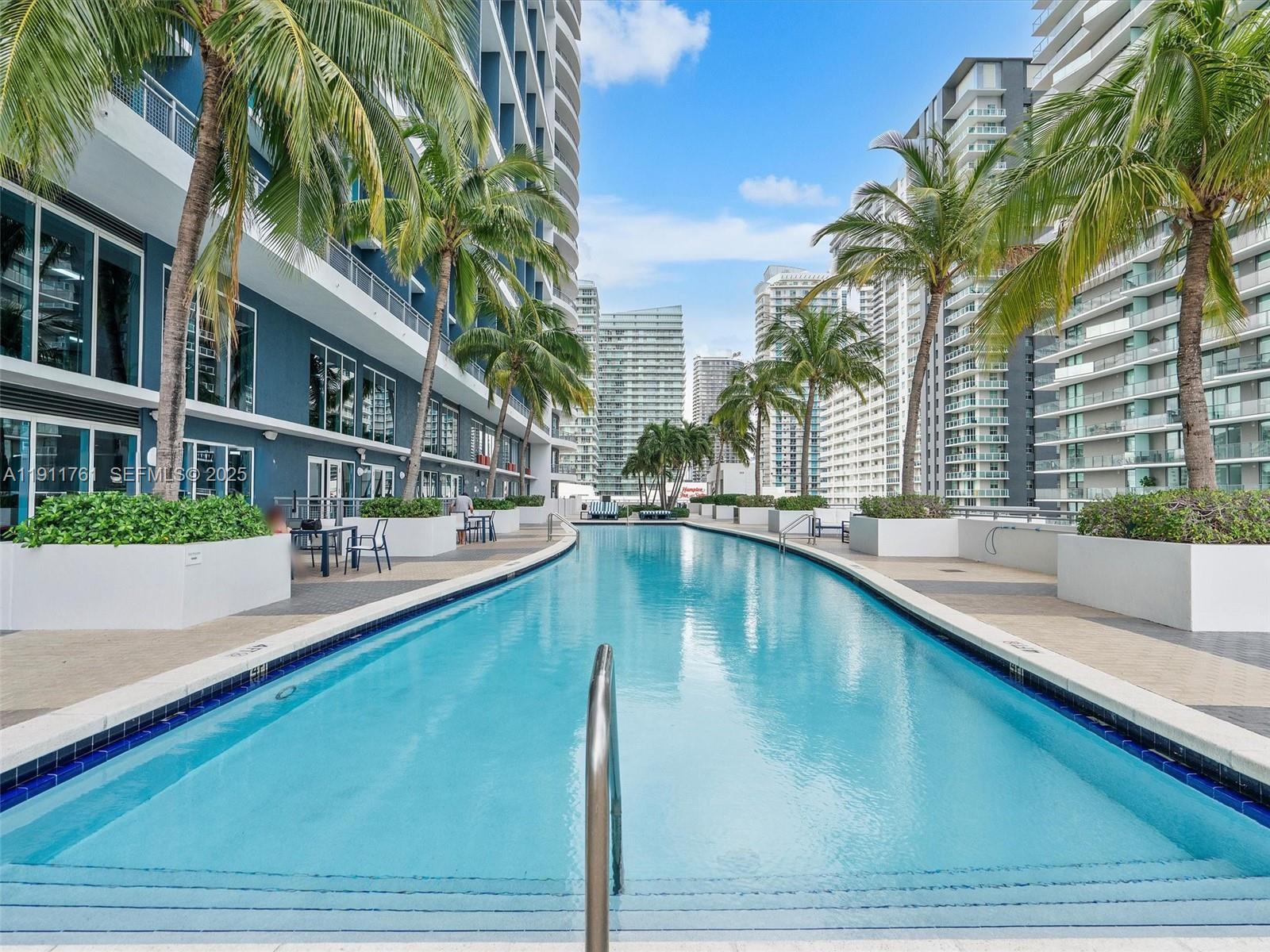 image Infinity at Brickell15