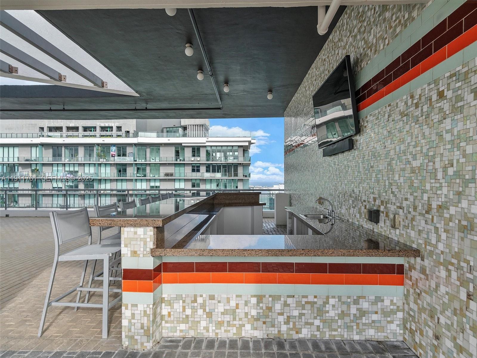 image Infinity at Brickell16