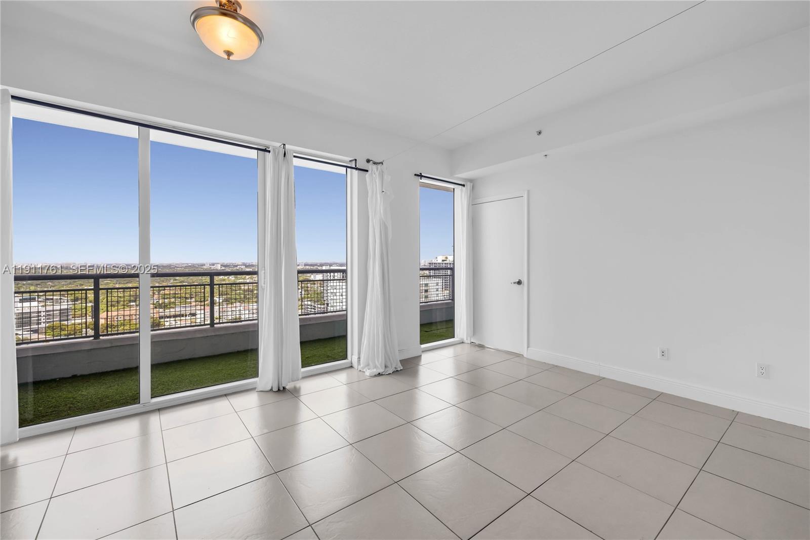 image Infinity at Brickell2