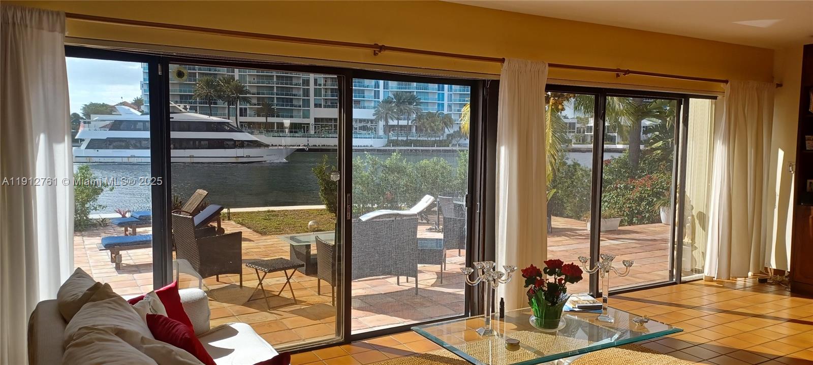 363 Centre Is Golden Beach, FL 33160