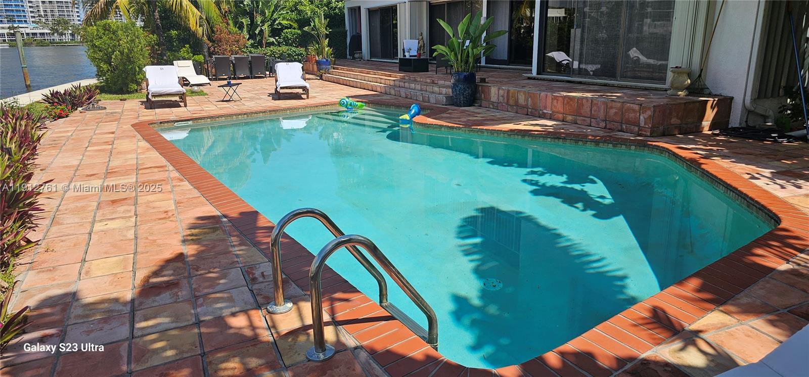 363 Centre Is Golden Beach, FL 33160