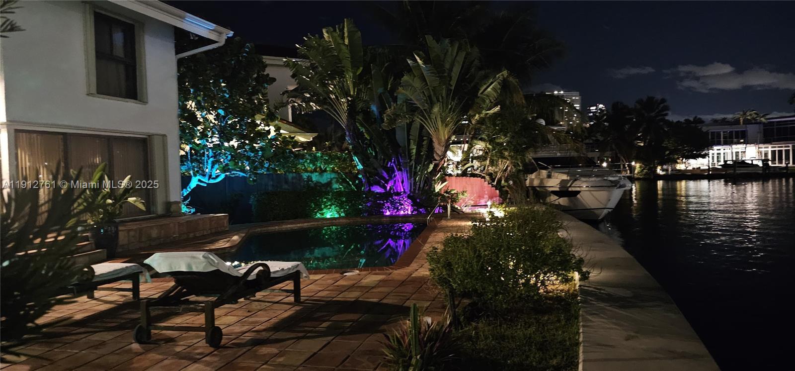 363 Centre Is Golden Beach, FL 33160