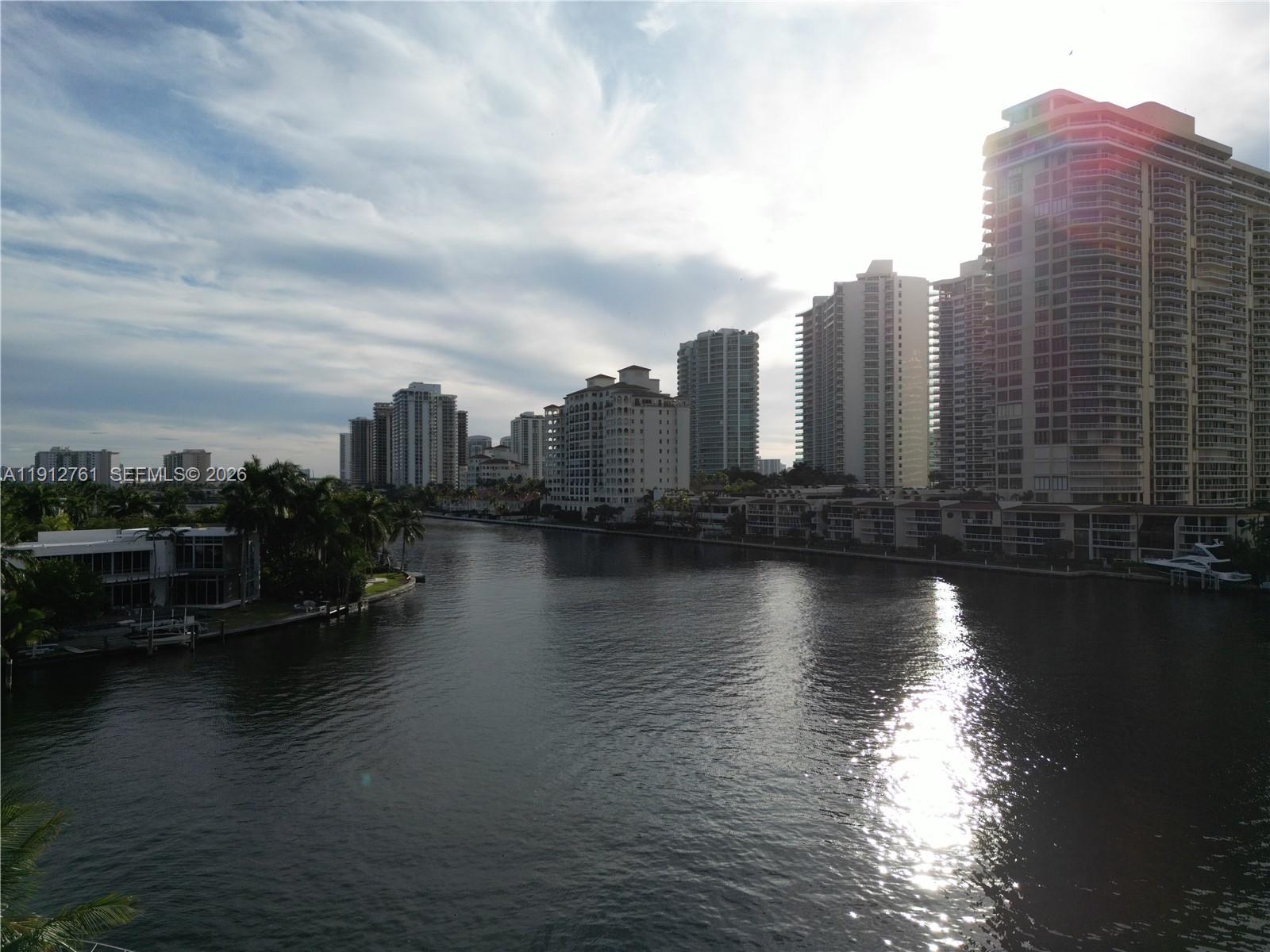 363 Centre Is Golden Beach, FL 33160