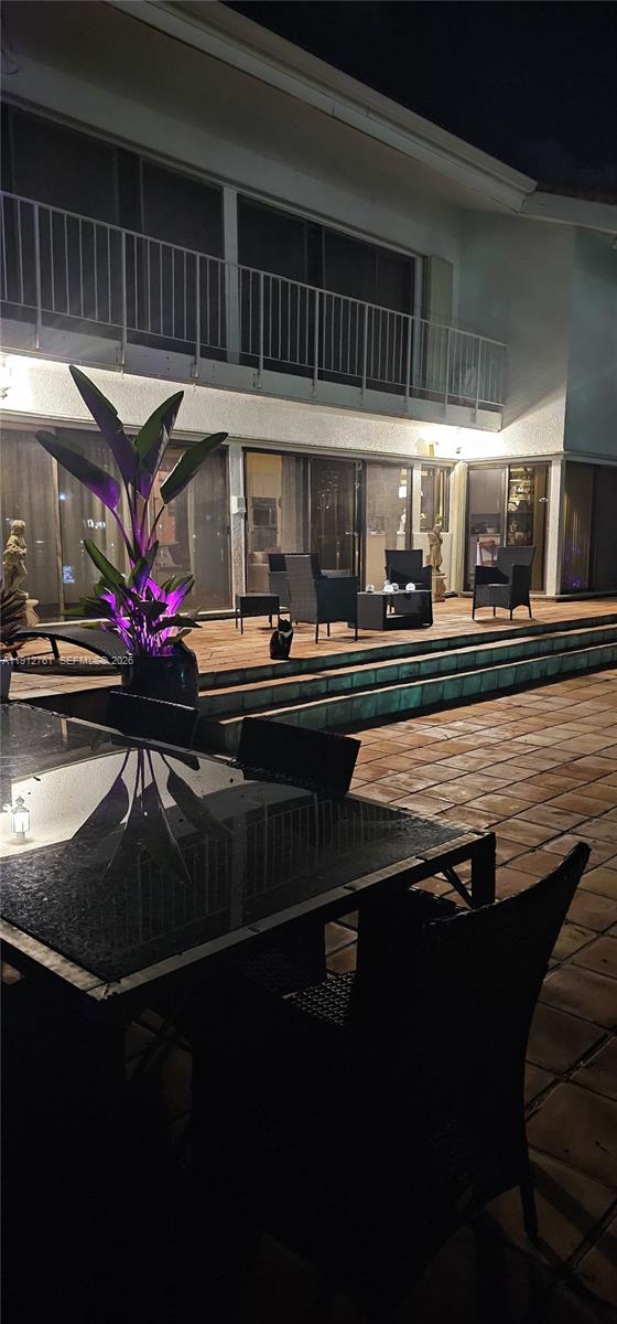 363 Centre Is Golden Beach, FL 33160